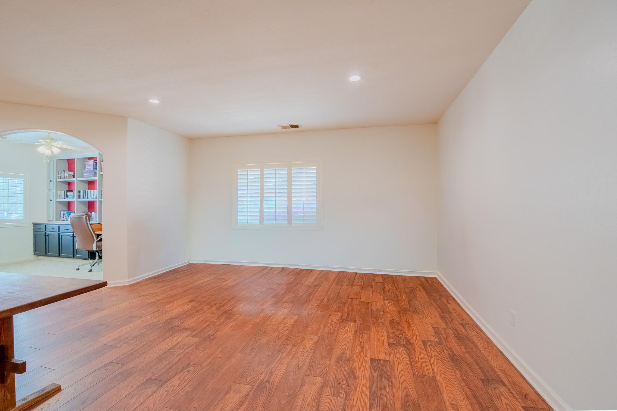 3634 N Jackie St, Visalia, CA 93291