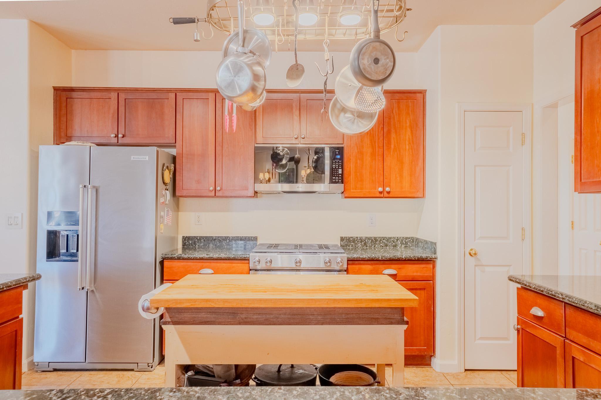 3634 N Jackie St, Visalia, CA 93291