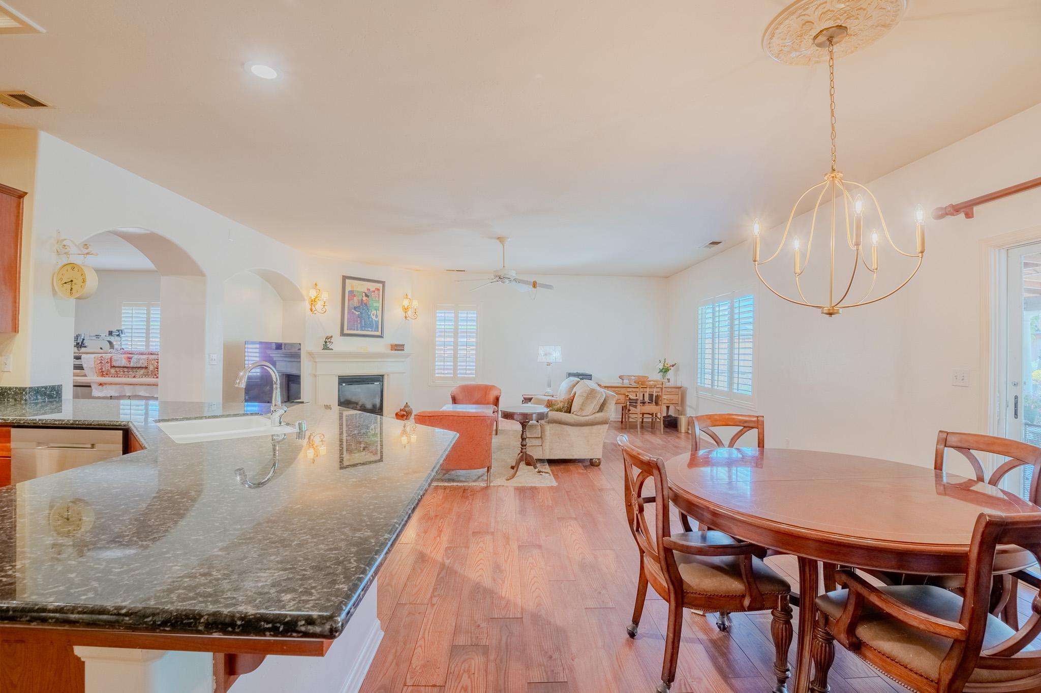 3634 N Jackie St, Visalia, CA 93291