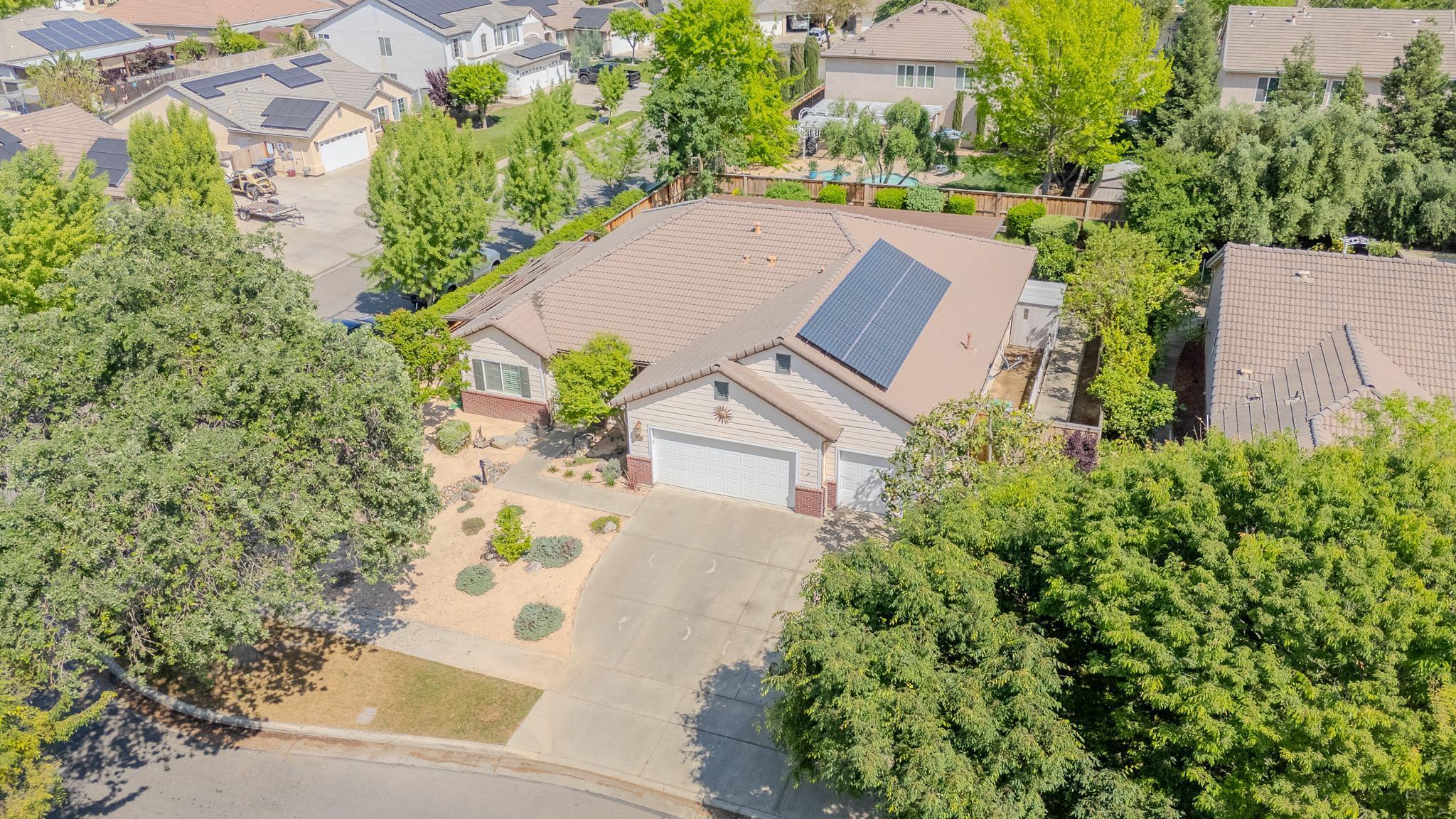 3634 N Jackie St, Visalia, CA 93291