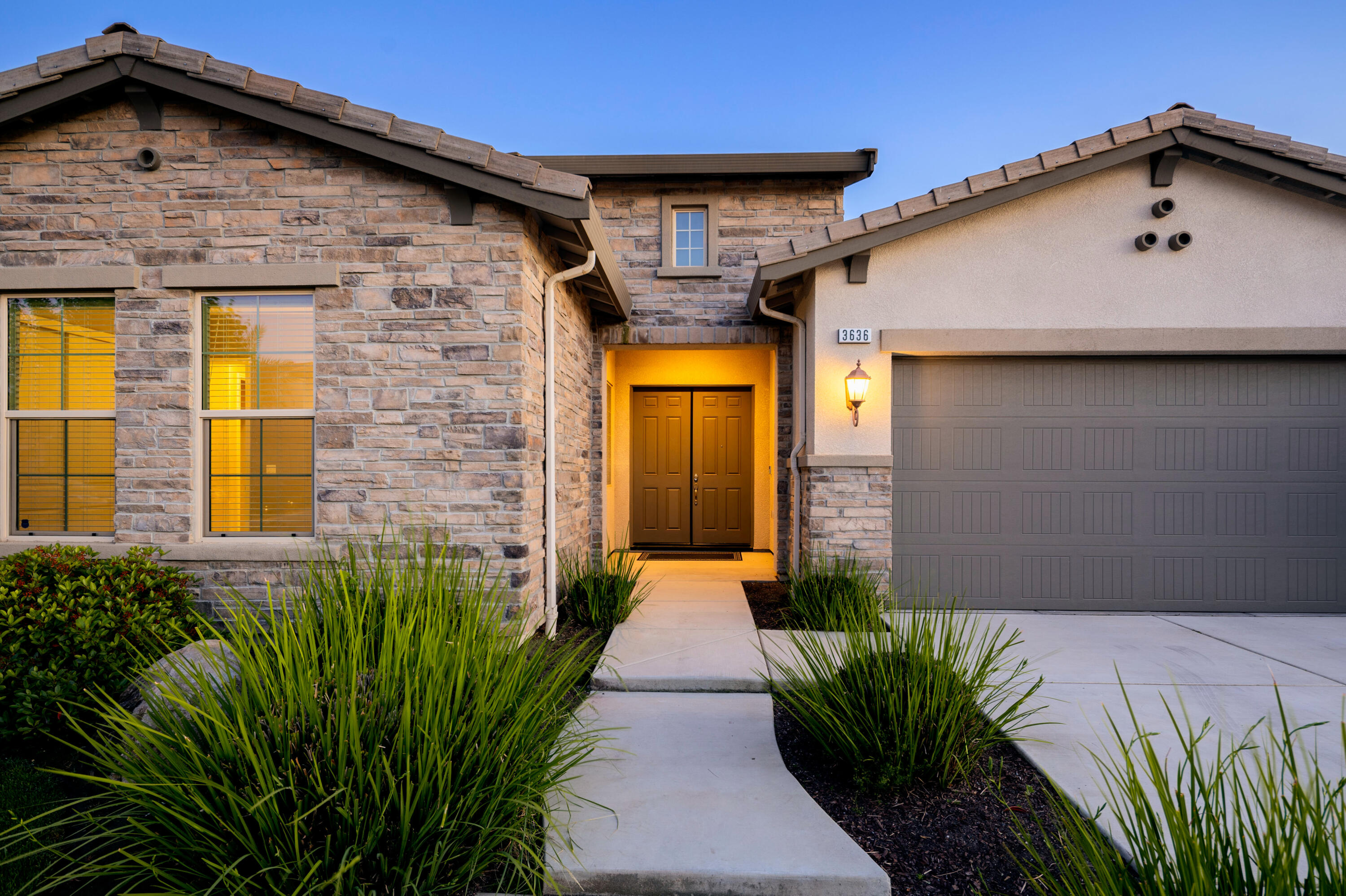 3636 Elberta Cir, Dinuba, CA 93618