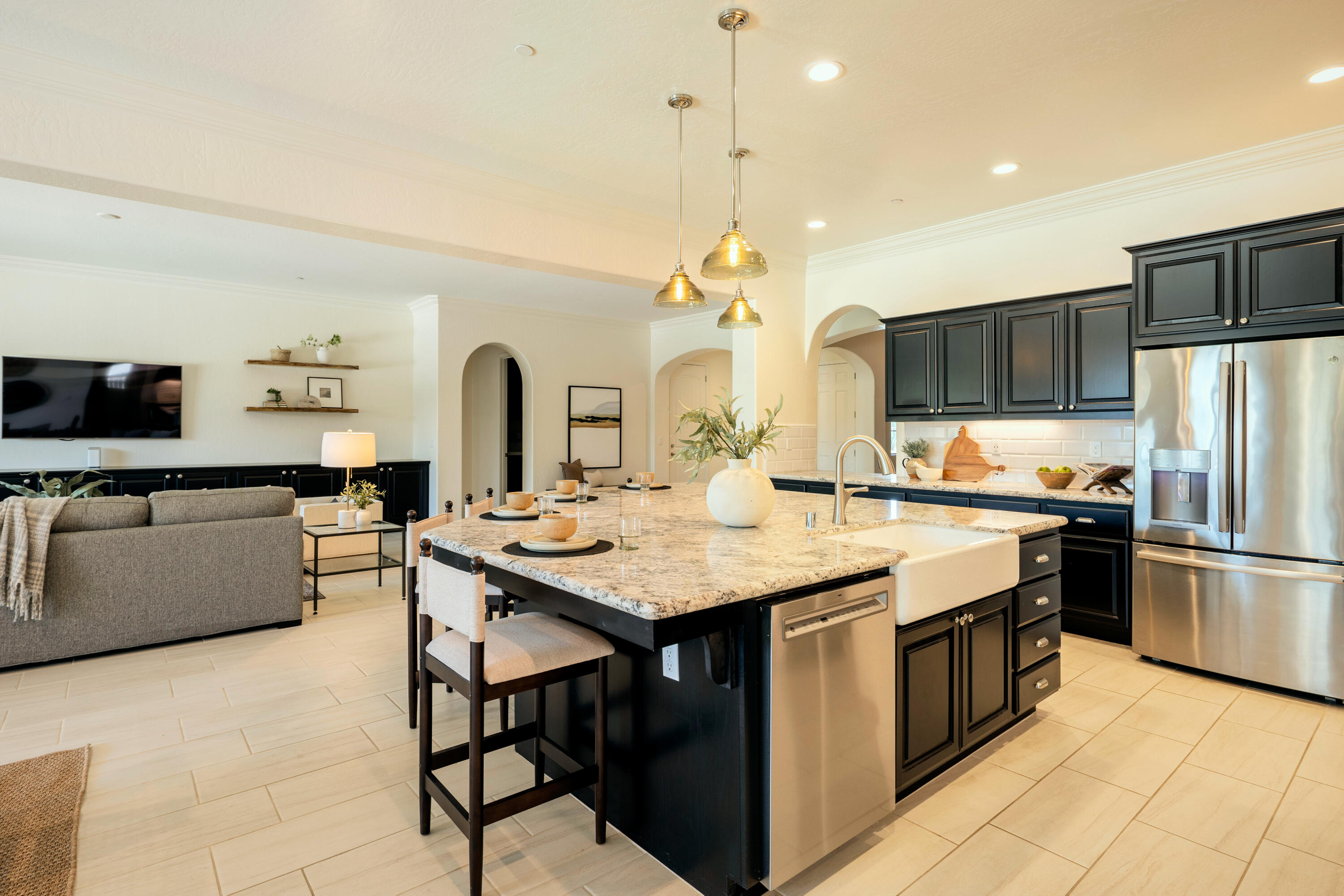 3636 Elberta Cir, Dinuba, CA 93618