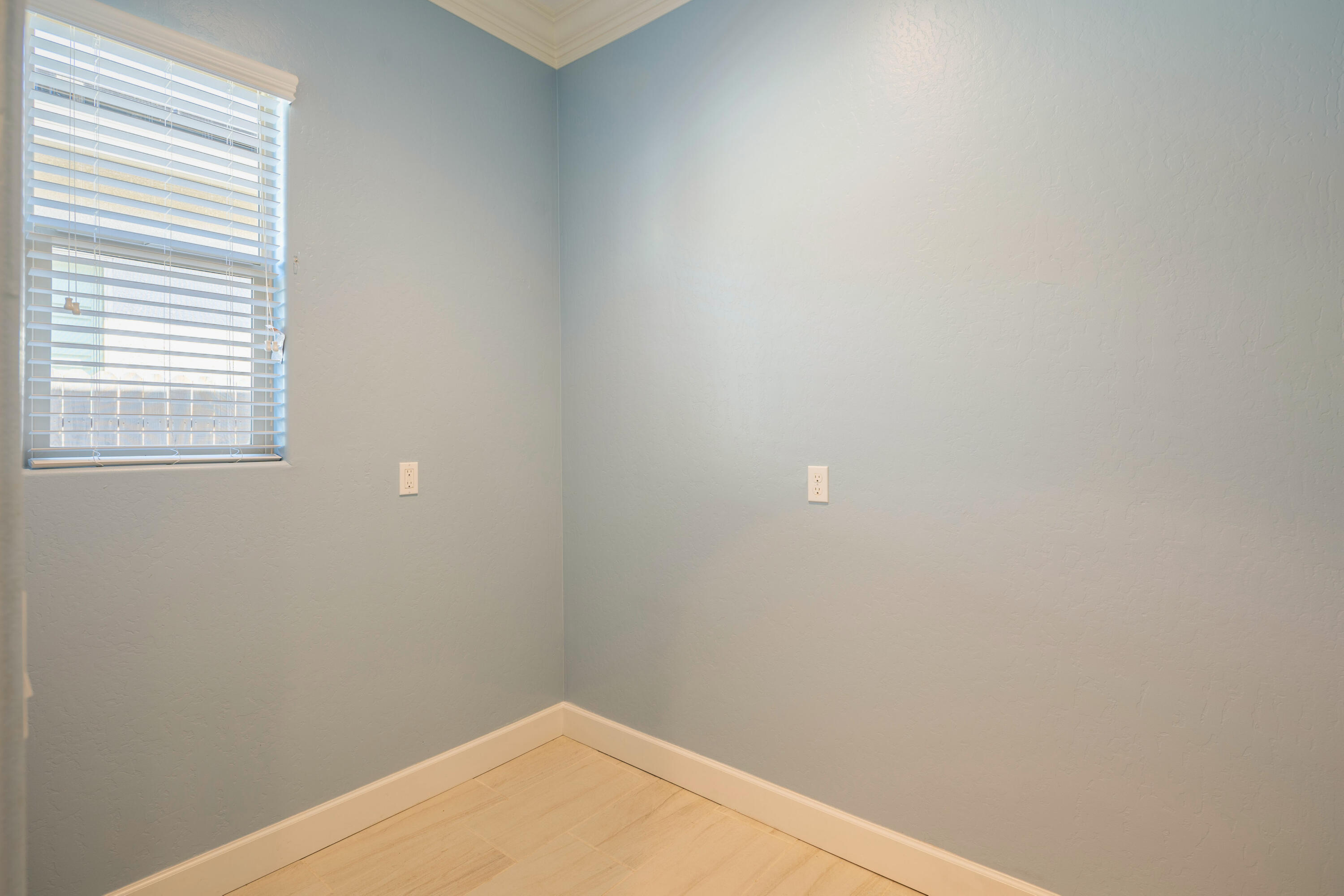 3636 Elberta Cir, Dinuba, CA 93618