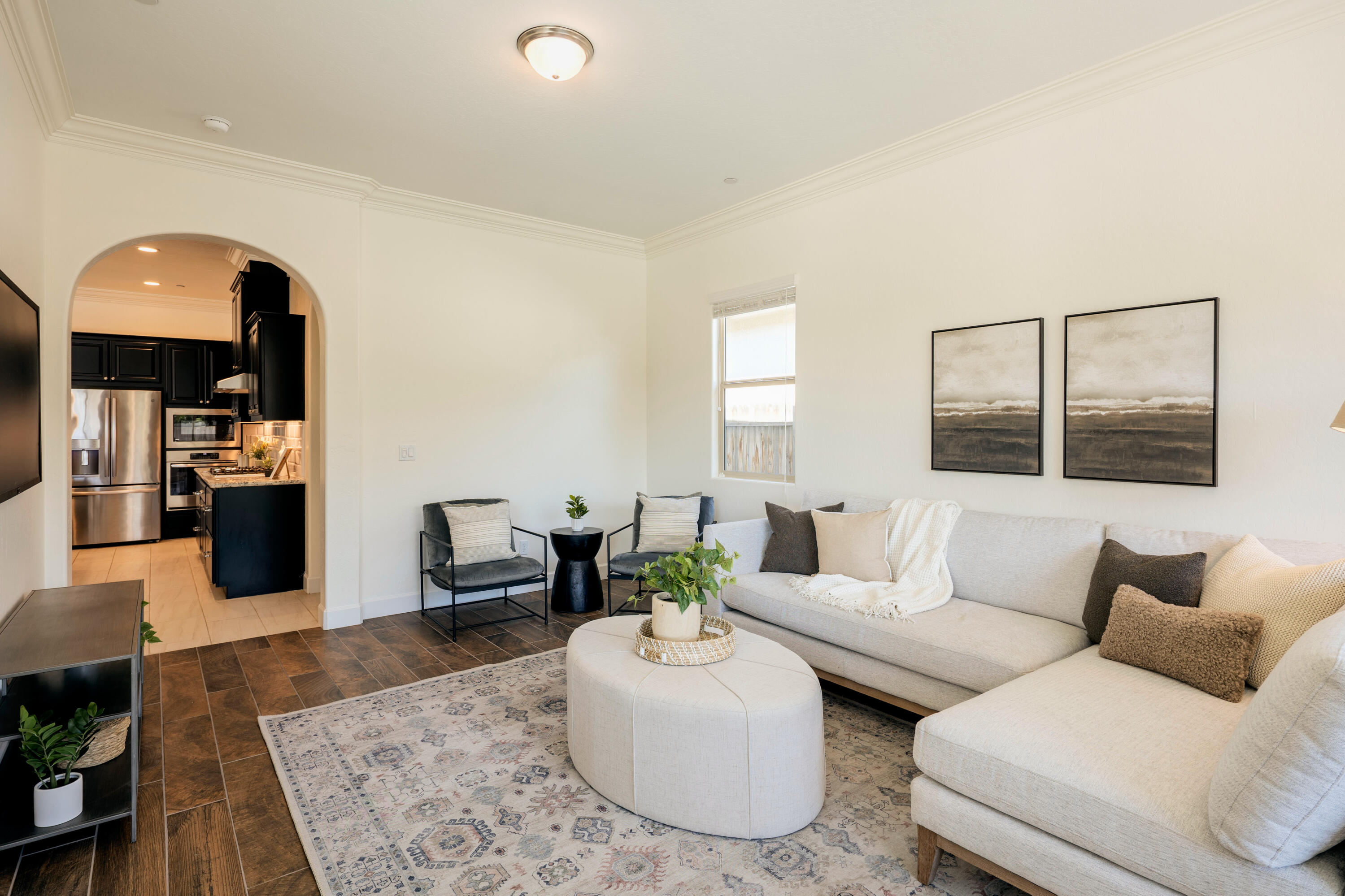 3636 Elberta Cir, Dinuba, CA 93618