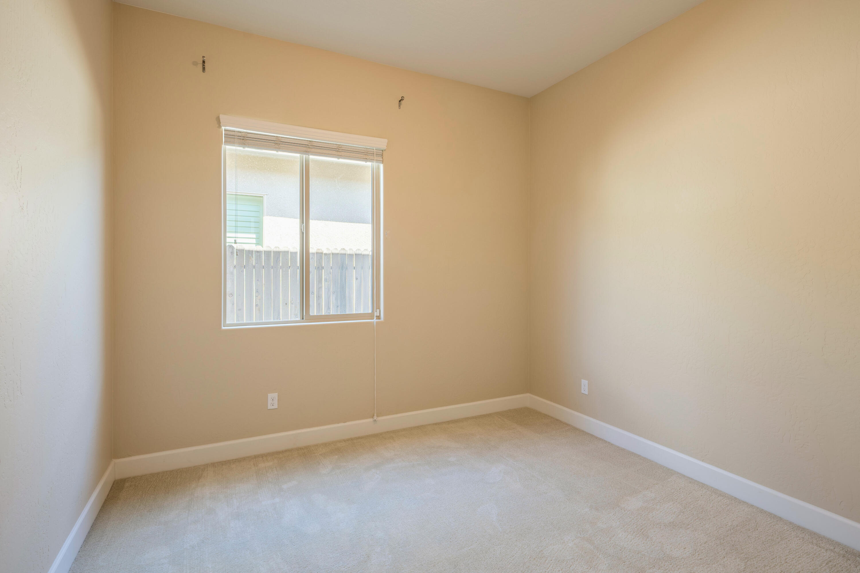 3636 Elberta Cir, Dinuba, CA 93618