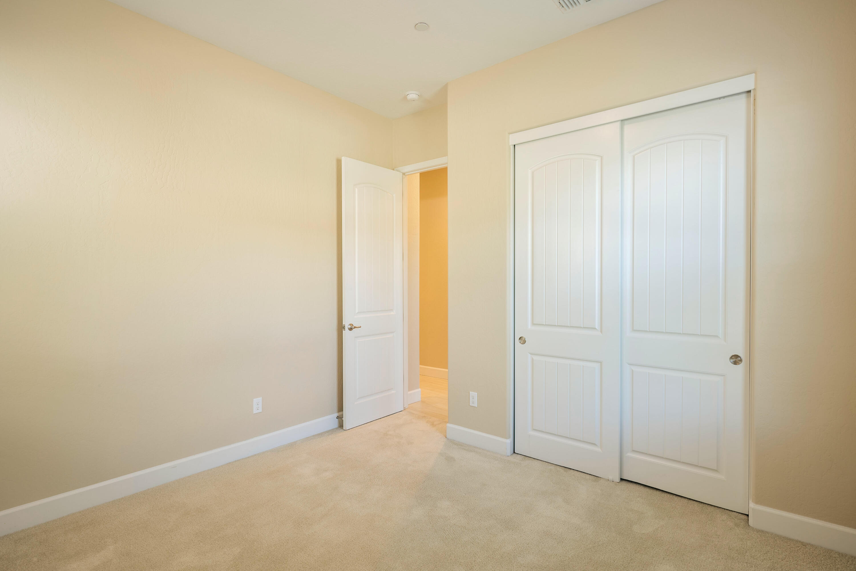 3636 Elberta Cir, Dinuba, CA 93618