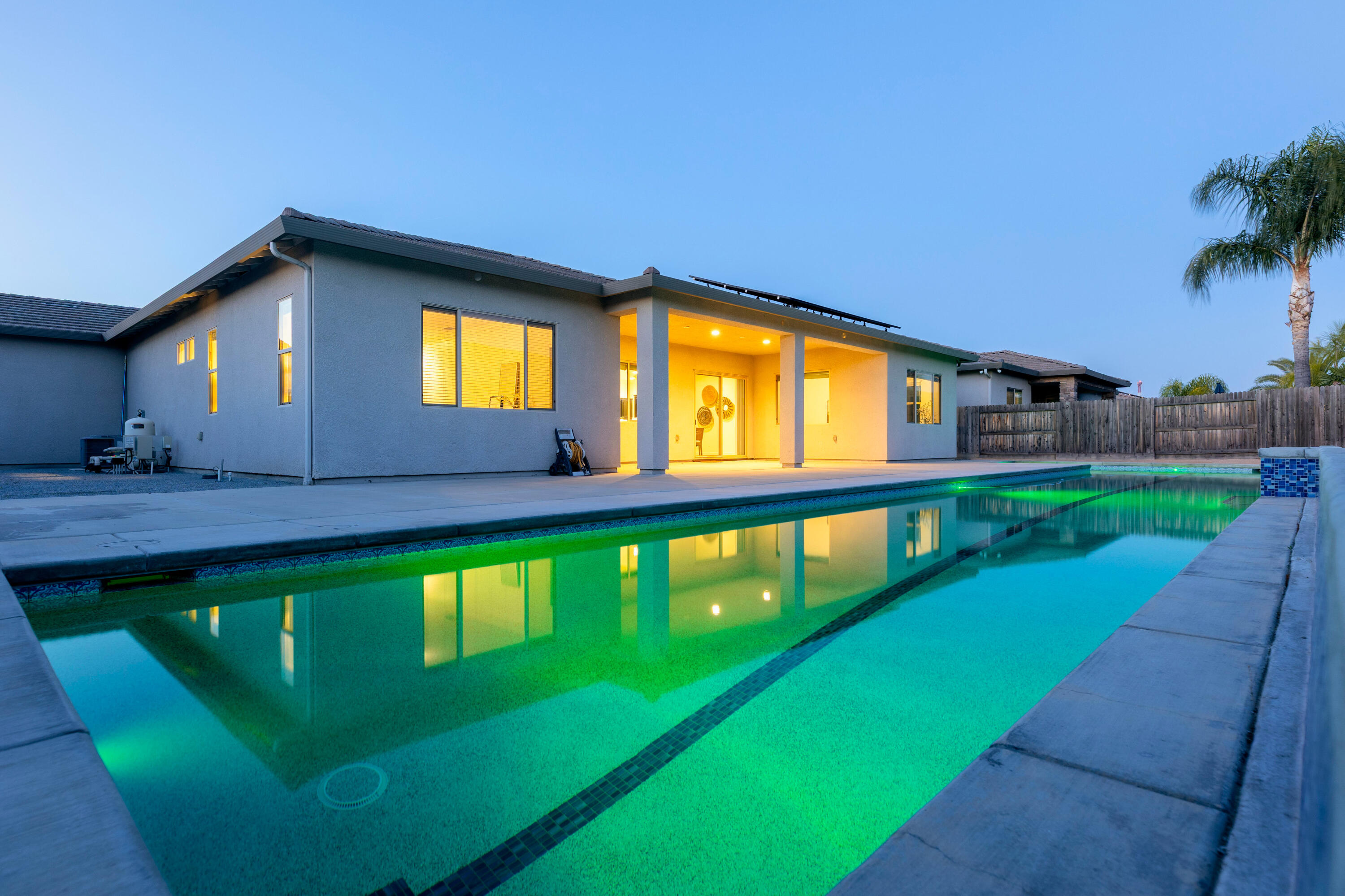 3636 Elberta Cir, Dinuba, CA 93618