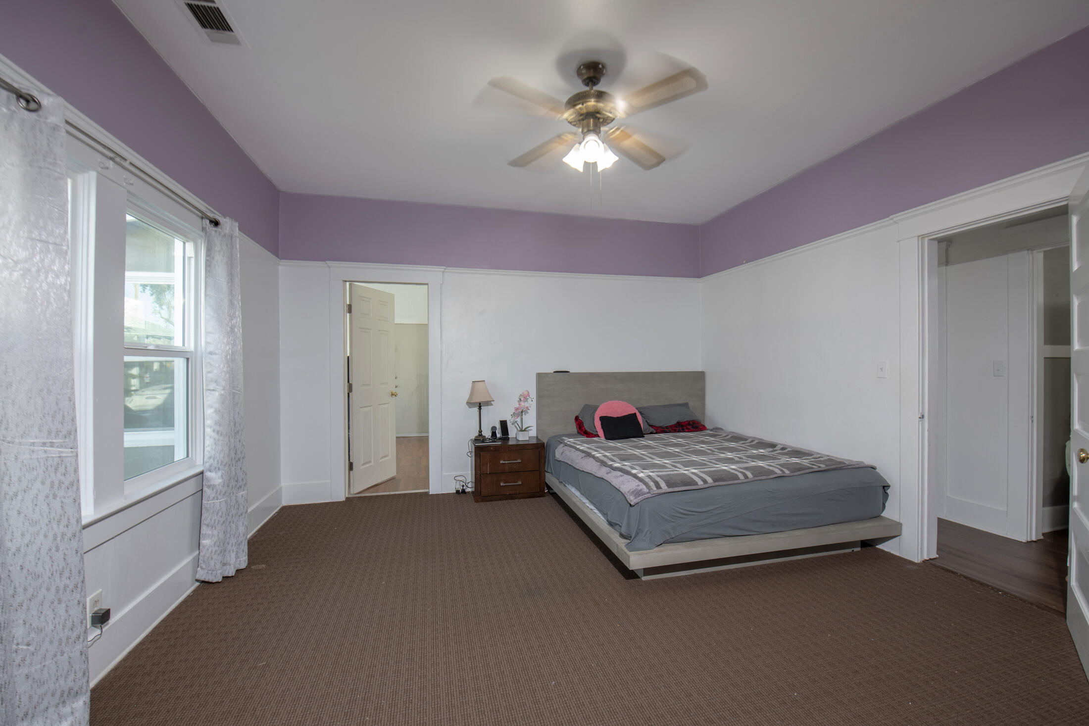 720 N Poplar Ave, Fresno, CA 93728