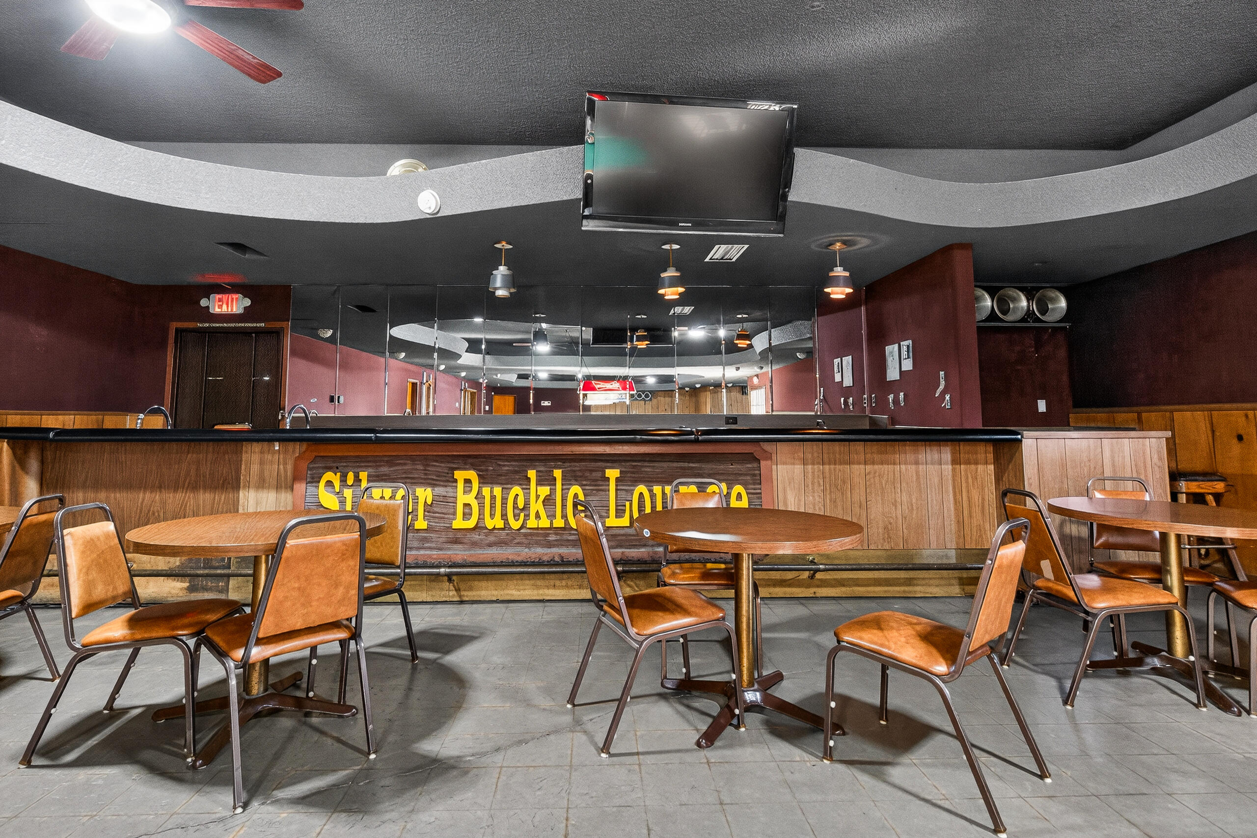 44 N 19 1/2 Ave, Lemoore, CA 93245