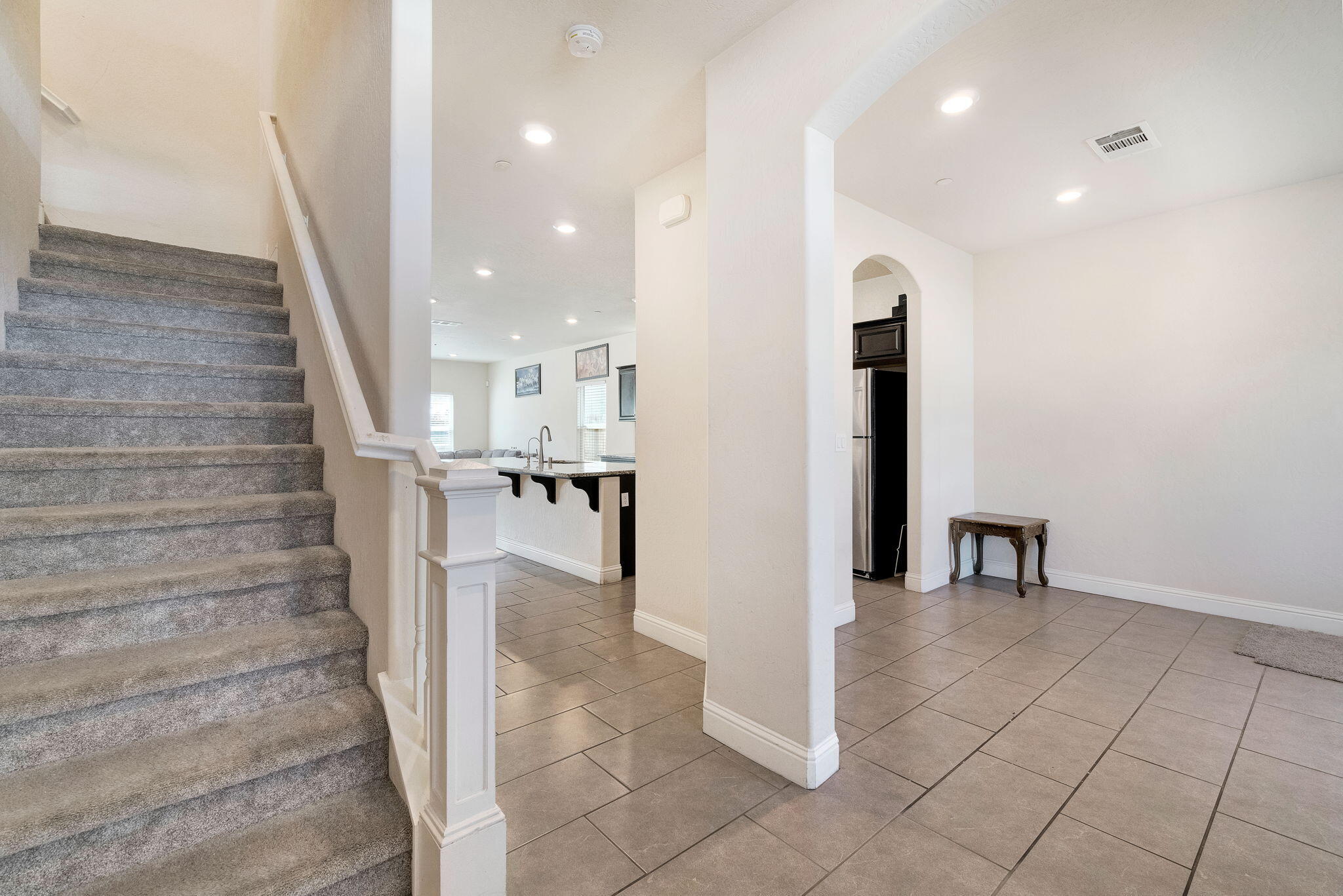 5952 E Truman Ave, Fresno, CA 93727