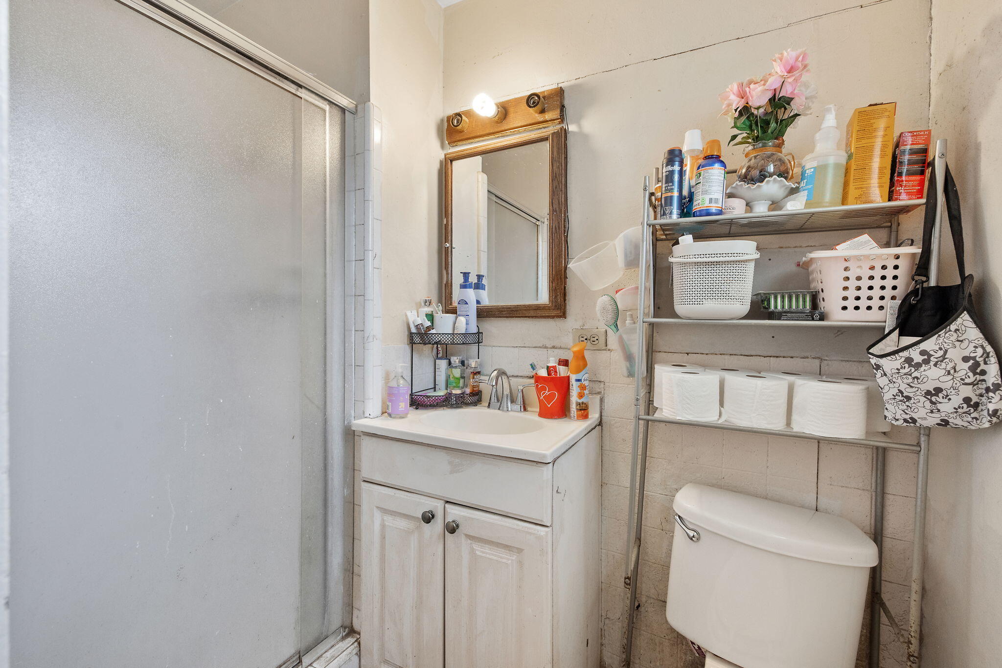 1117 W Wren Ave, Visalia, CA 93291