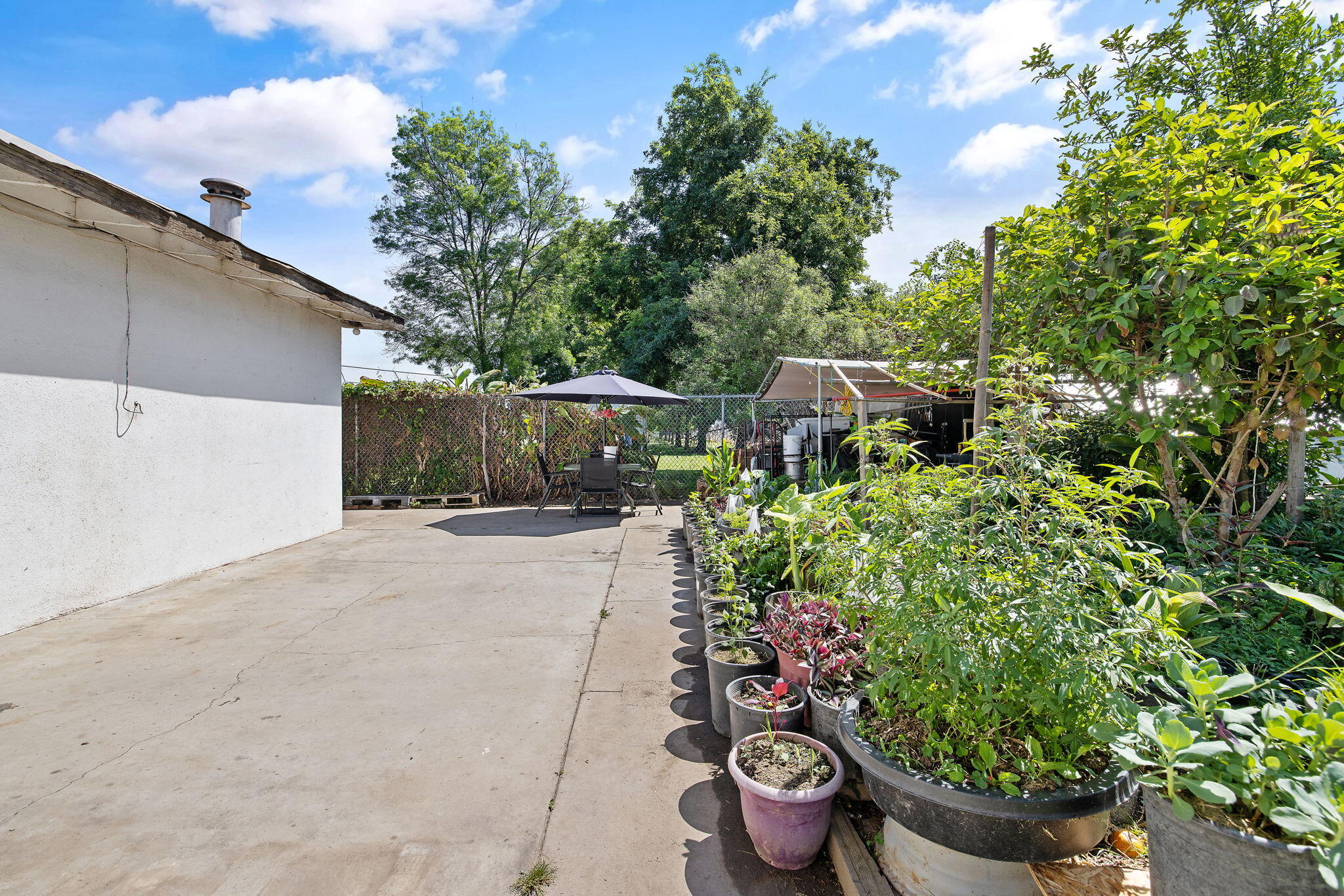 1117 W Wren Ave, Visalia, CA 93291