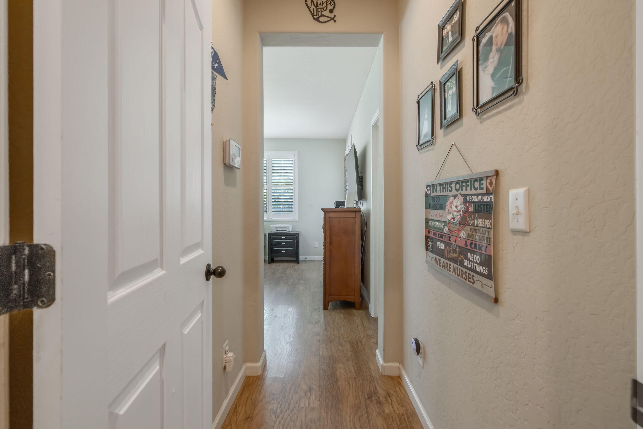 2538 W Connelly Ave, Visalia, CA 93291