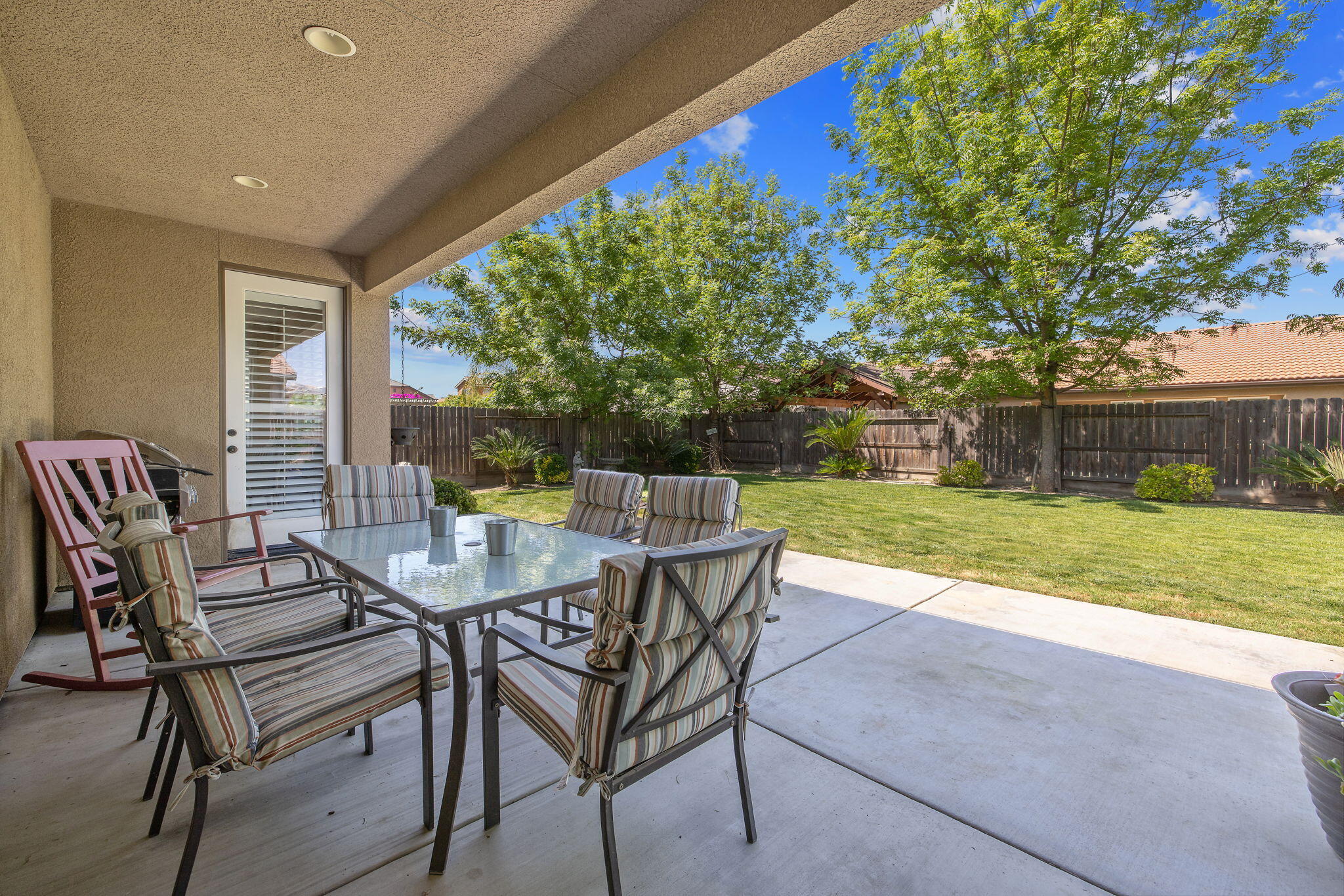 2538 W Connelly Ave, Visalia, CA 93291