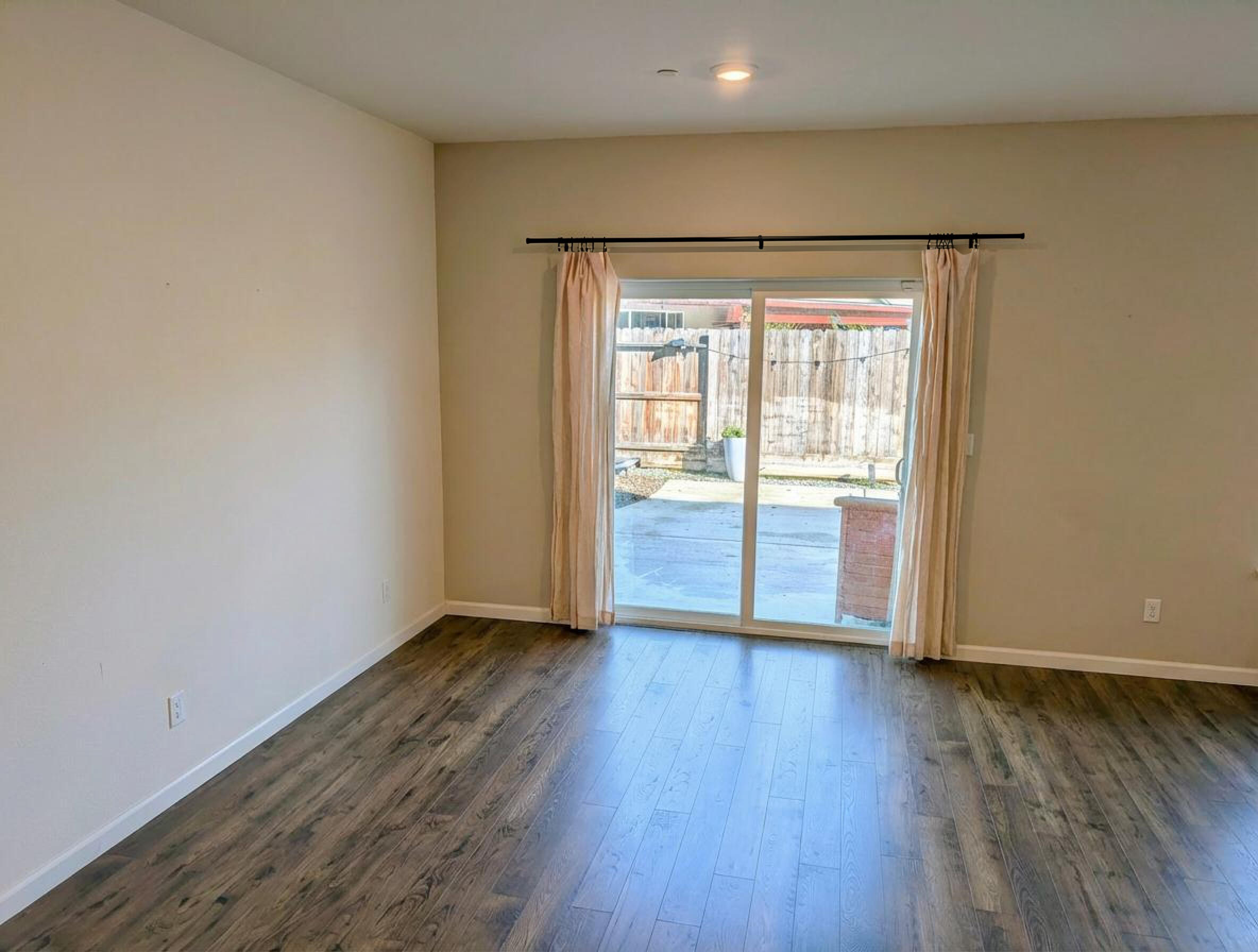 3604 E Cherry Ave, Visalia, CA 93292