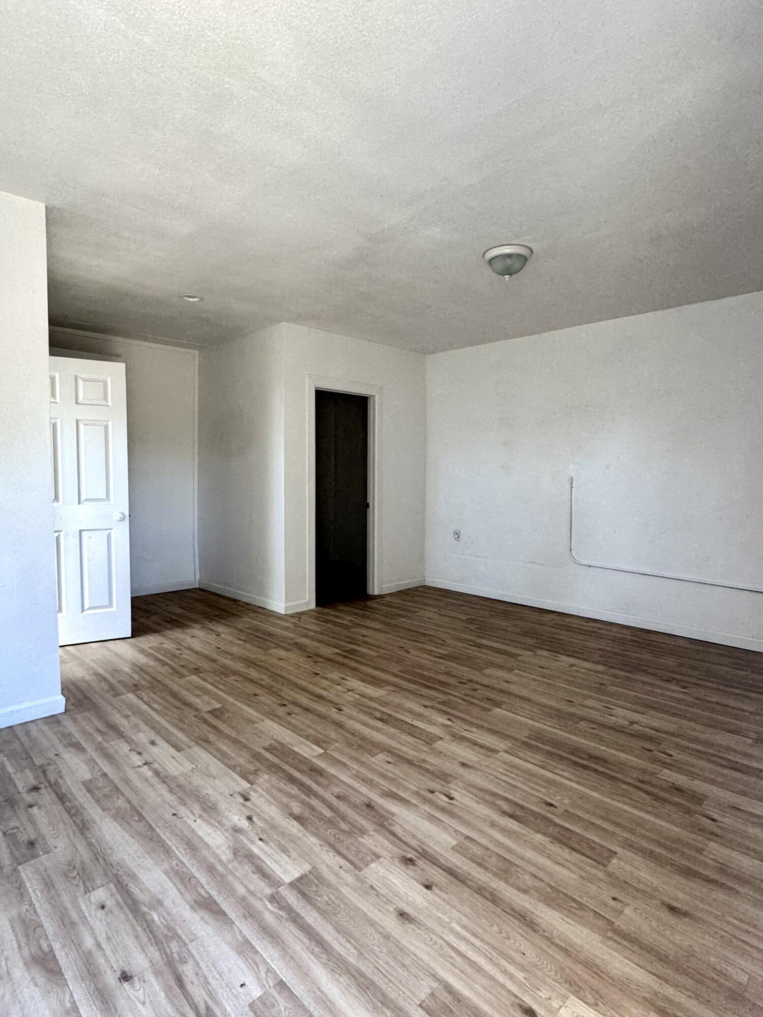 605 N NW F St, Tulare, CA 93274