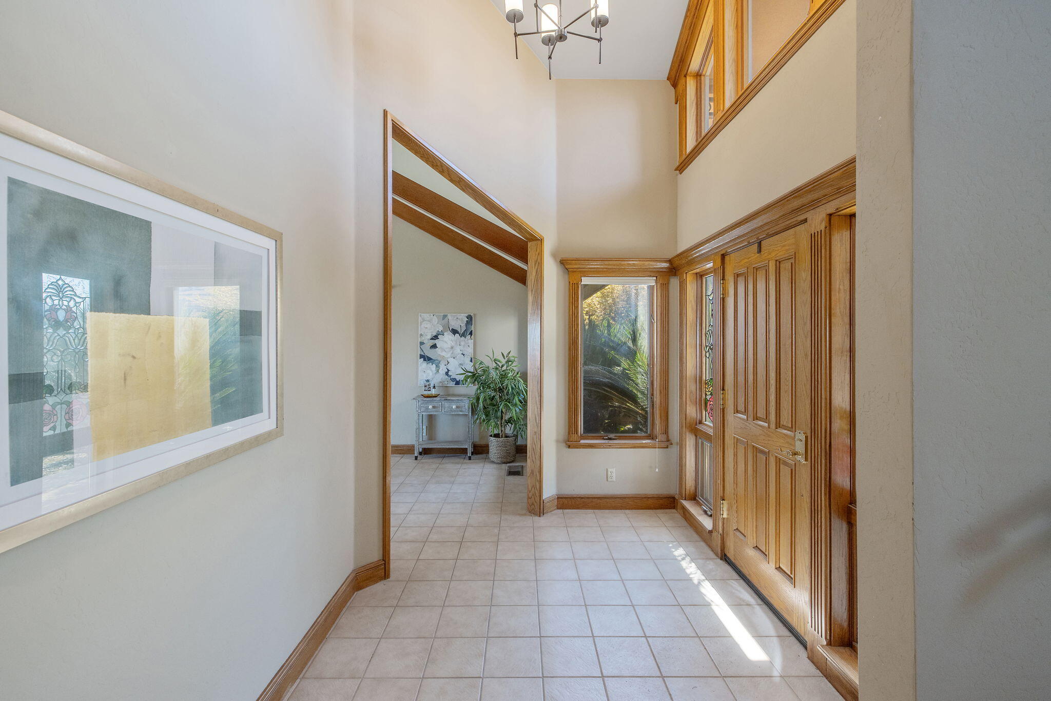 315 Valley View Dr, Exeter, CA 93221