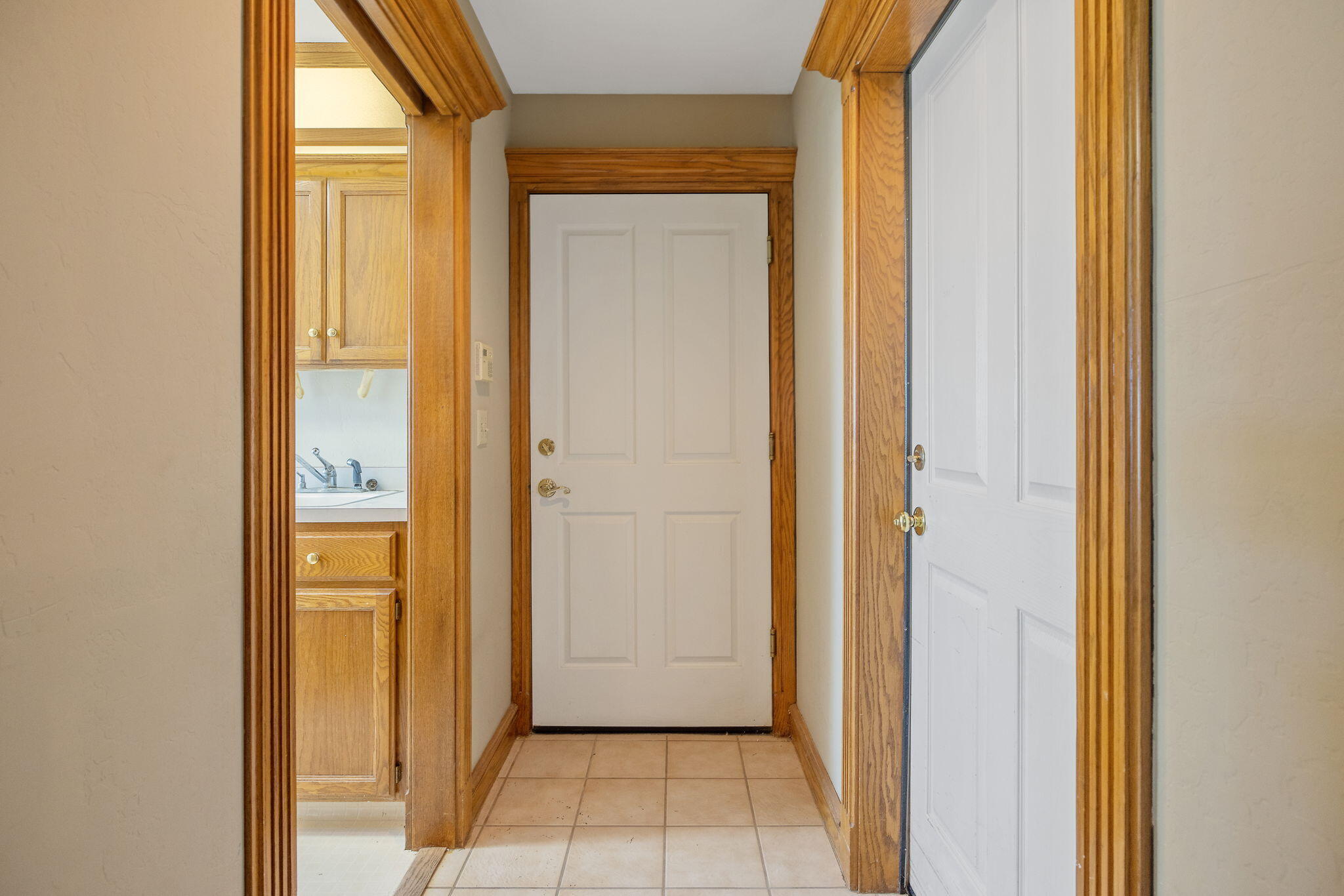 315 Valley View Dr, Exeter, CA 93221