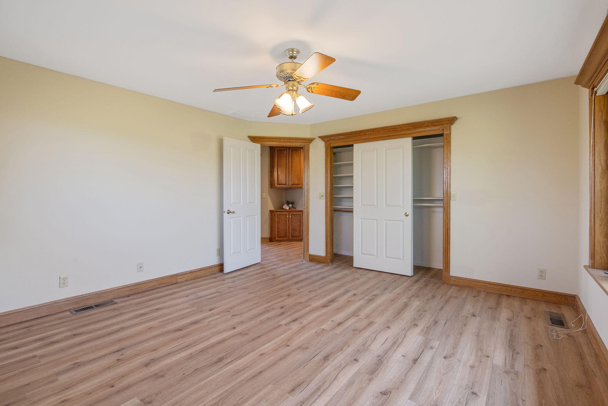 315 Valley View Dr, Exeter, CA 93221