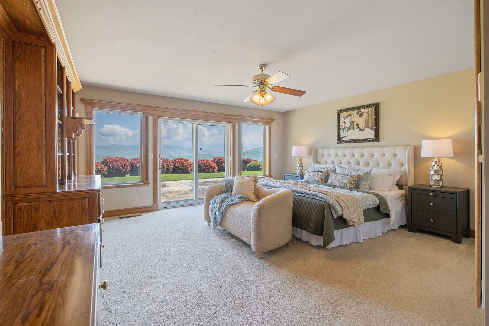 315 Valley View Dr, Exeter, CA 93221