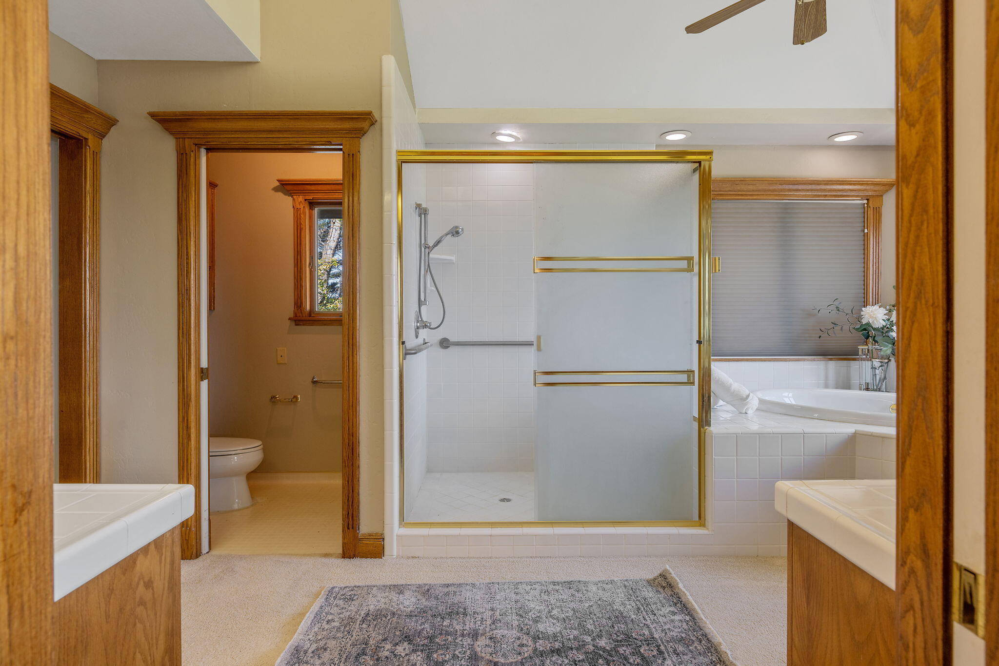 315 Valley View Dr, Exeter, CA 93221