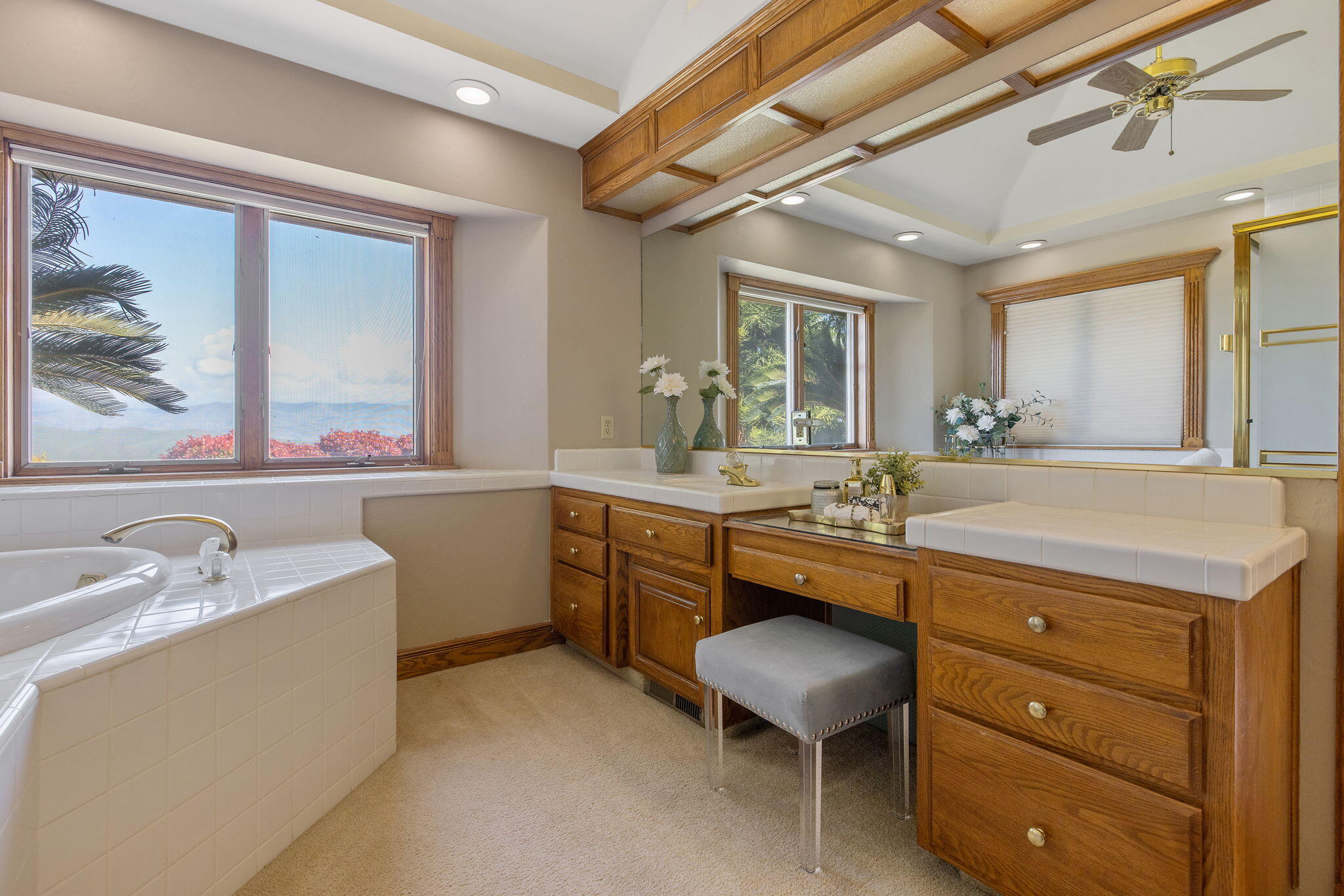 315 Valley View Dr, Exeter, CA 93221