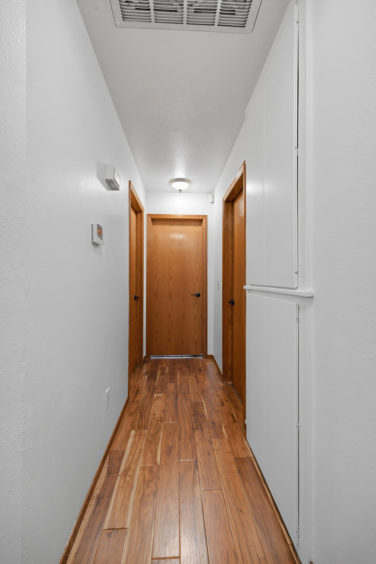 1301 S Atwood Ct, Visalia, CA 93277