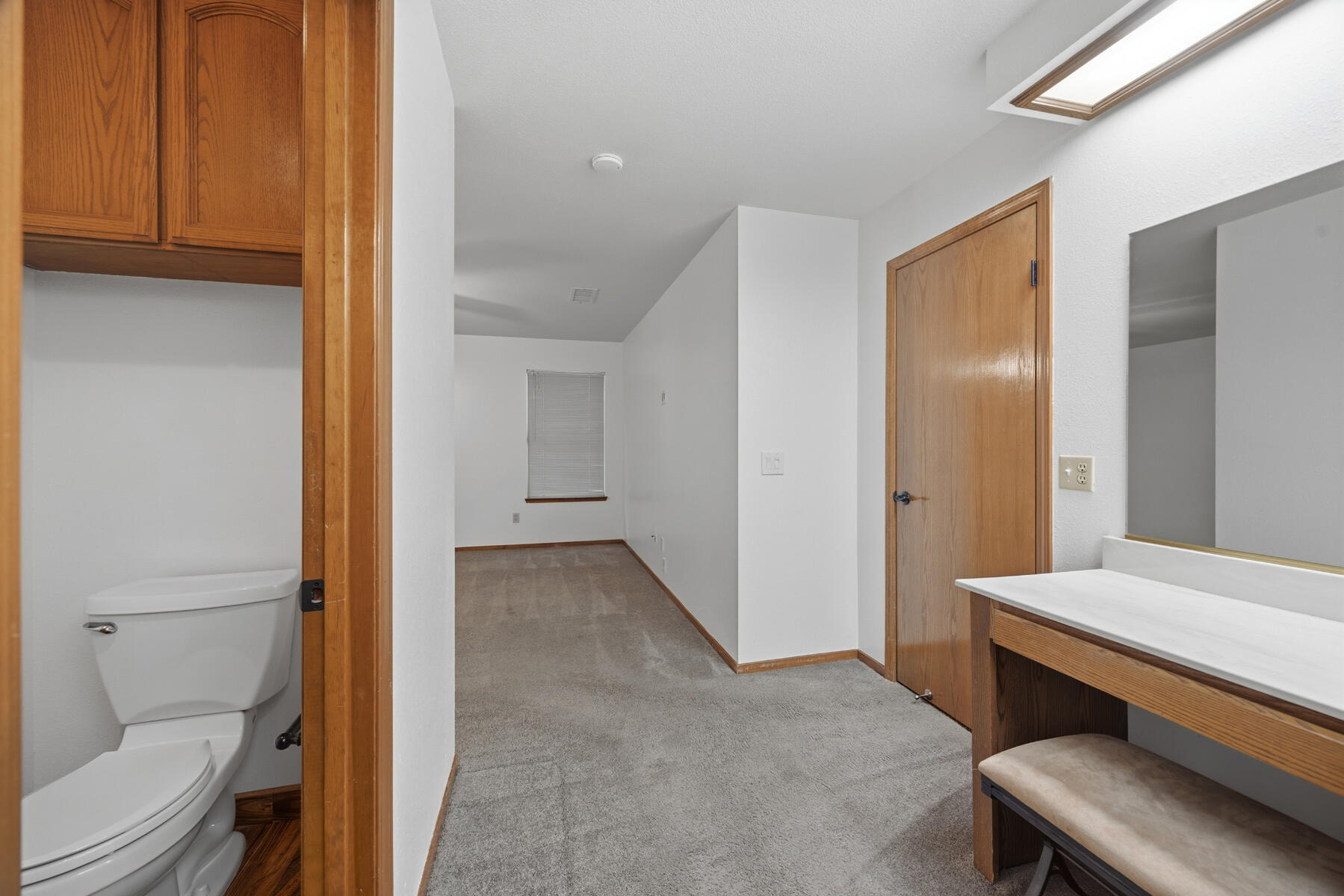 1301 S Atwood Ct, Visalia, CA 93277