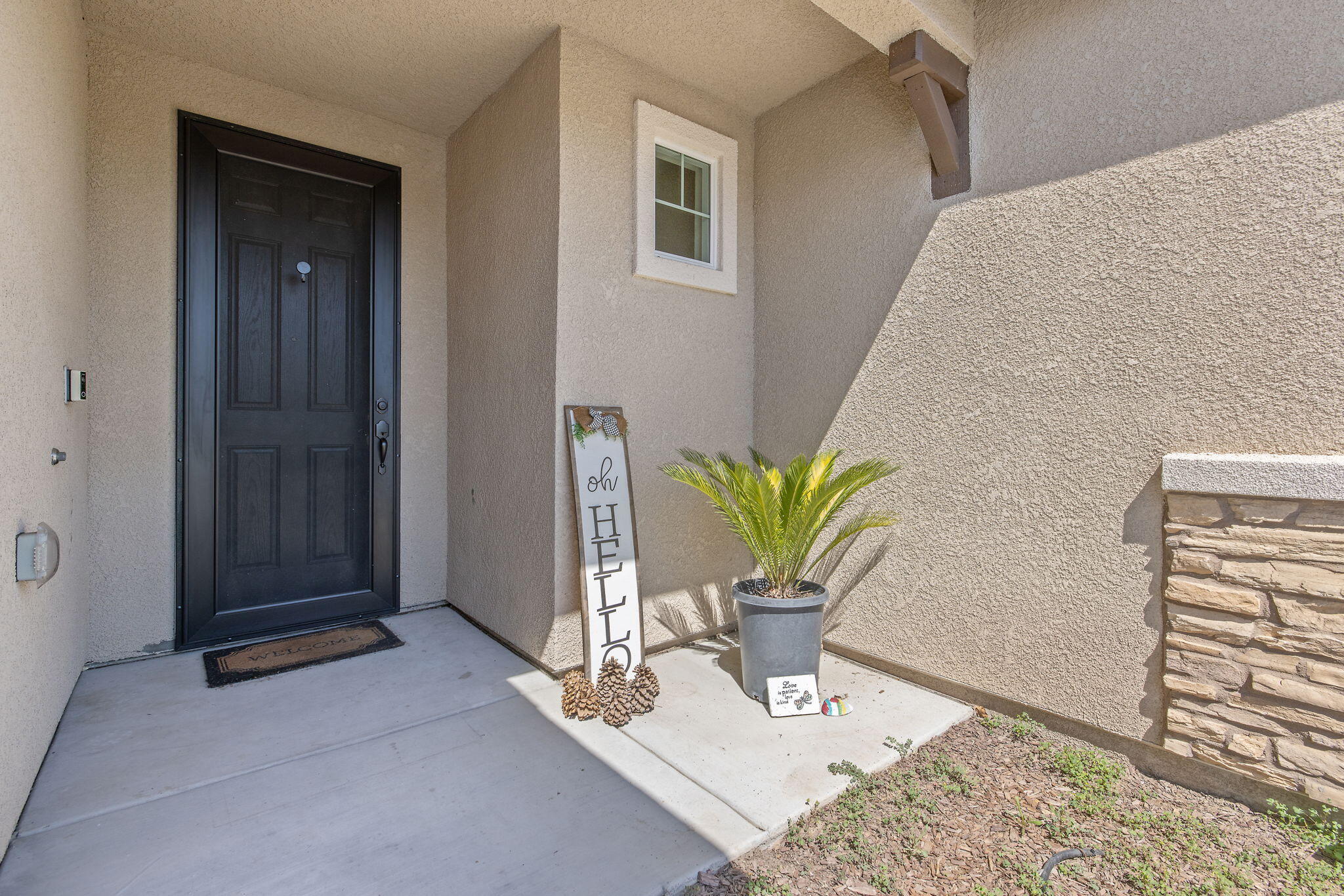 2306 E Mesa Ave, Visalia, CA 93292