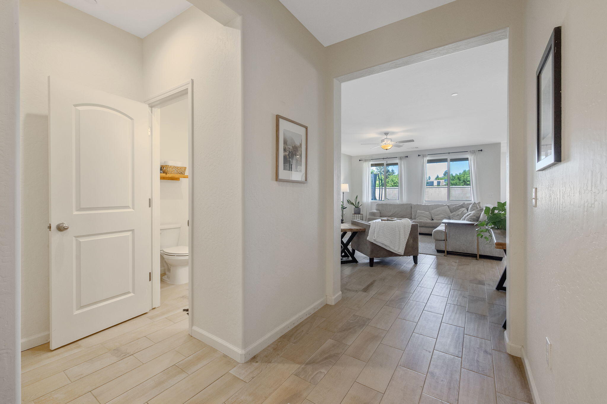 2306 E Mesa Ave, Visalia, CA 93292