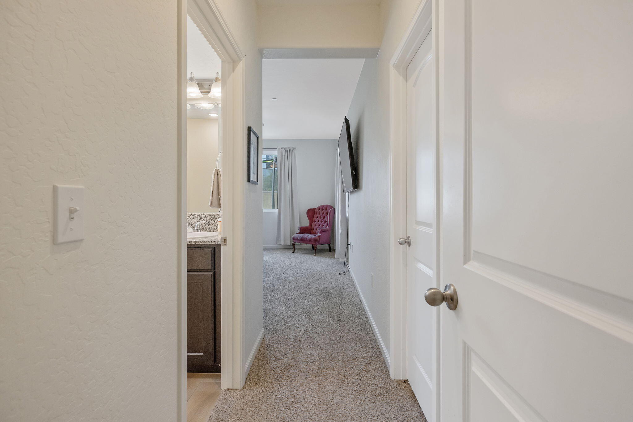 2306 E Mesa Ave, Visalia, CA 93292