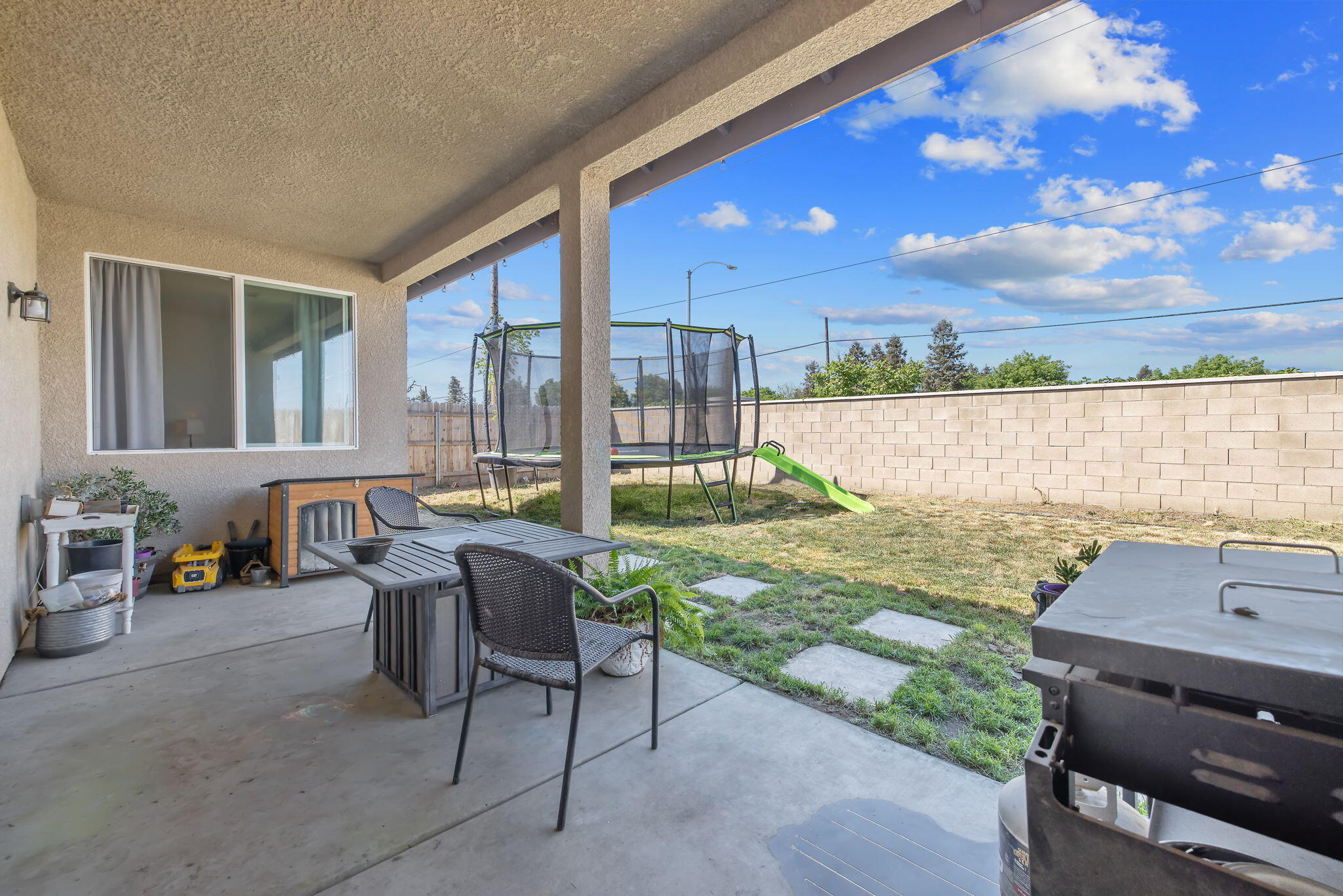 2306 E Mesa Ave, Visalia, CA 93292