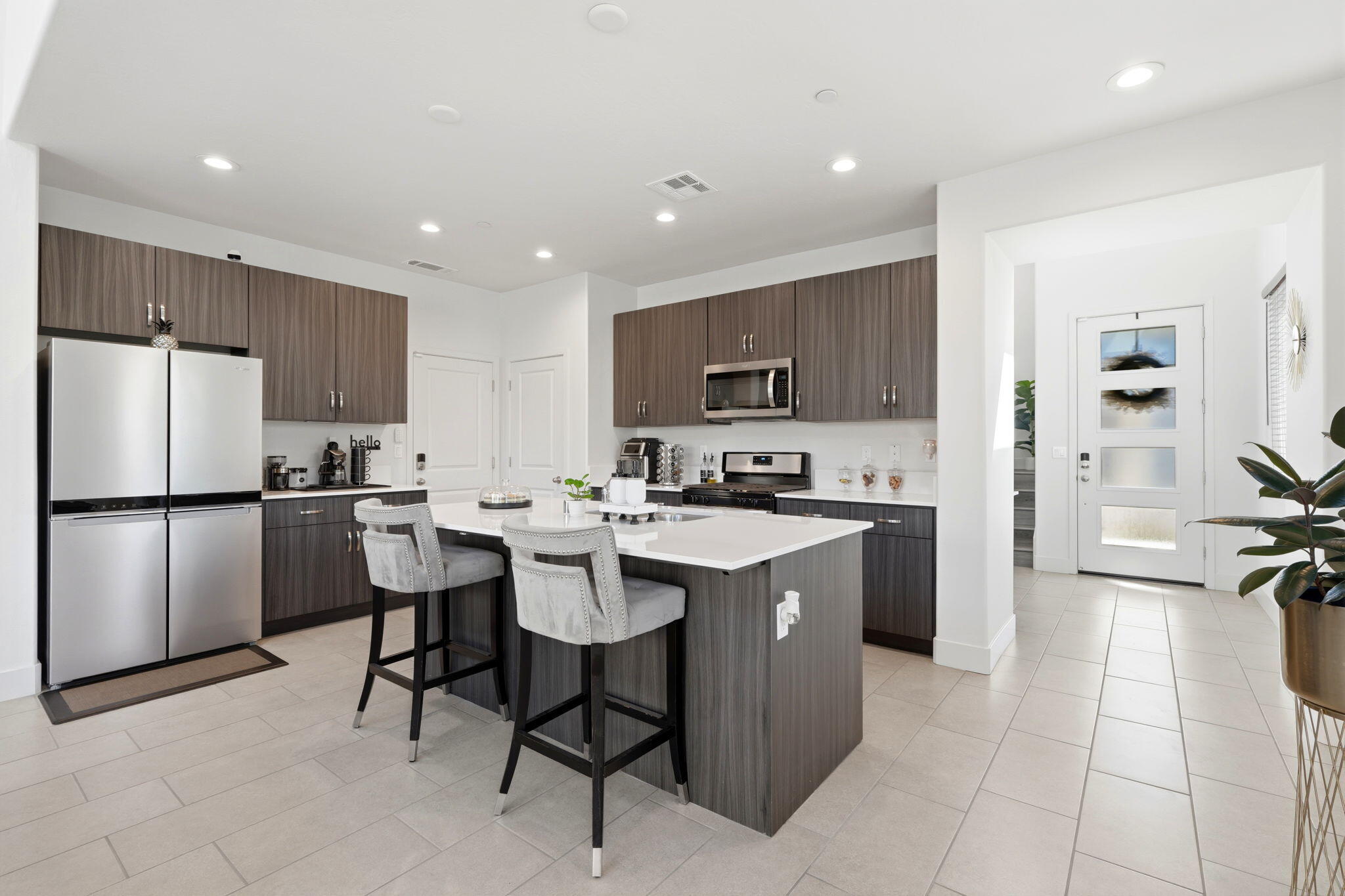 3432 W Good Ave, Visalia, CA 93277