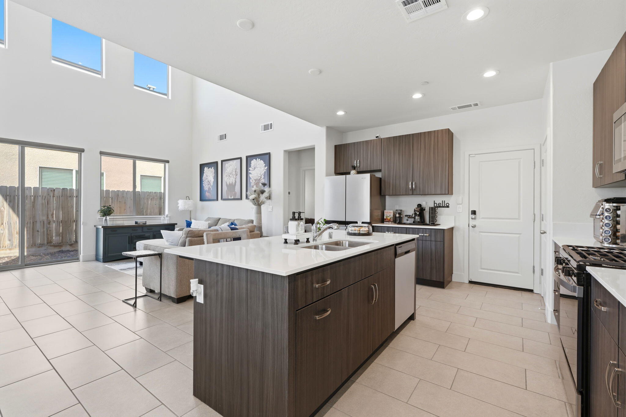 3432 W Good Ave, Visalia, CA 93277