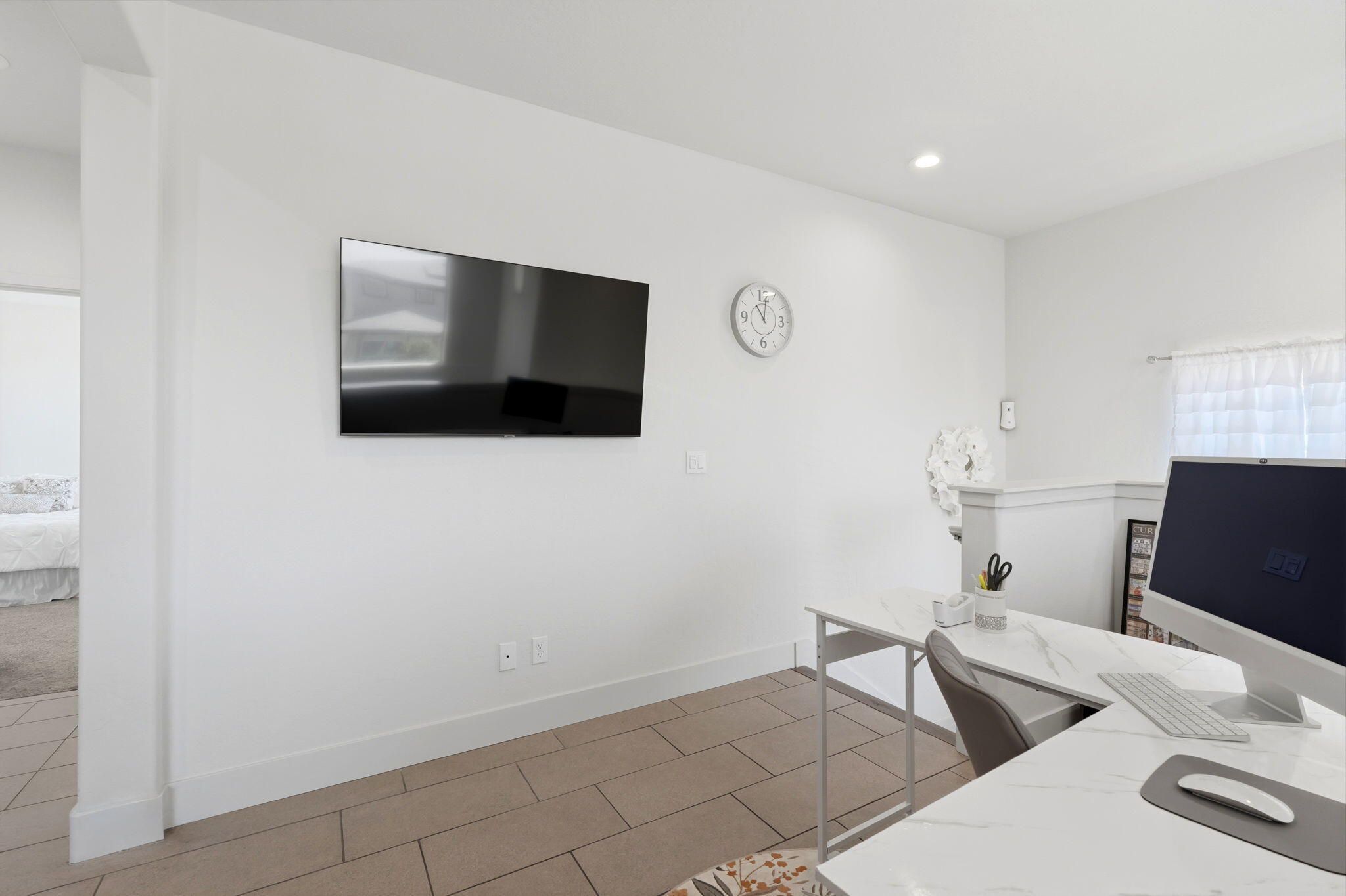 3432 W Good Ave, Visalia, CA 93277