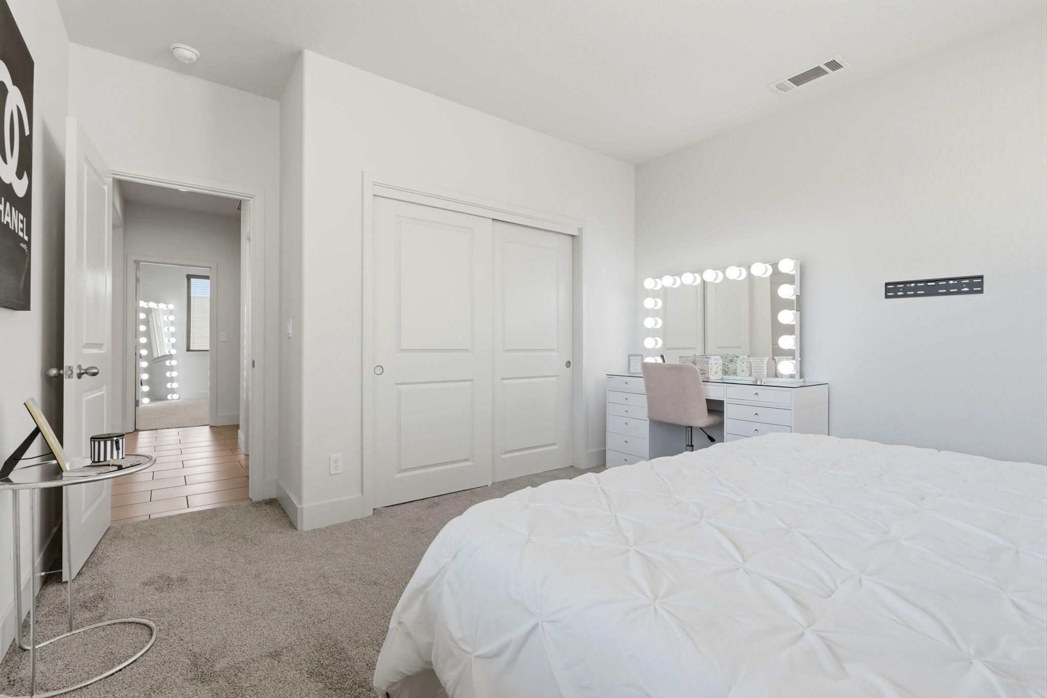 3432 W Good Ave, Visalia, CA 93277