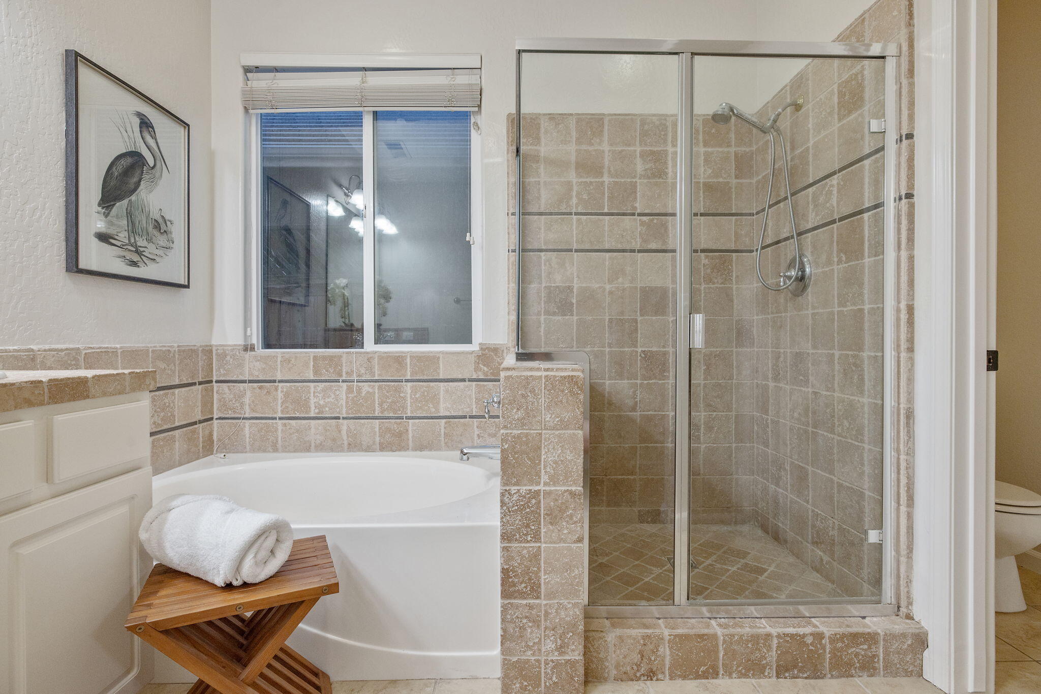 1608 N Oliveto Ct, Visalia, CA 93291