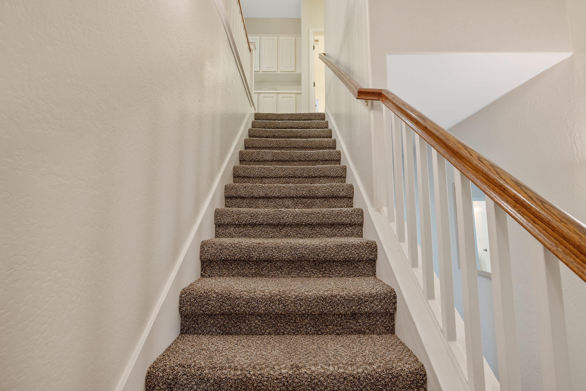 1608 N Oliveto Ct, Visalia, CA 93291