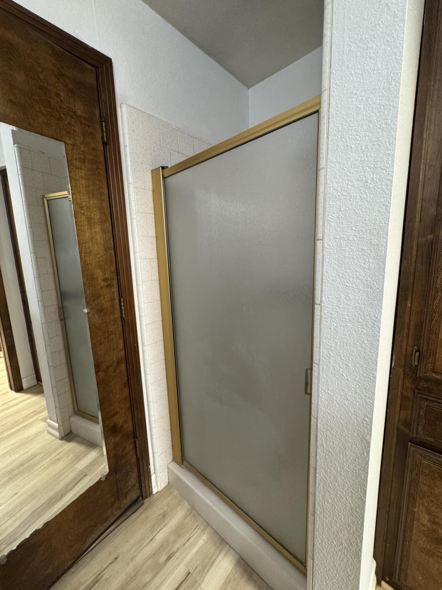 1502 S Lydia Dr, Tulare, CA 93274