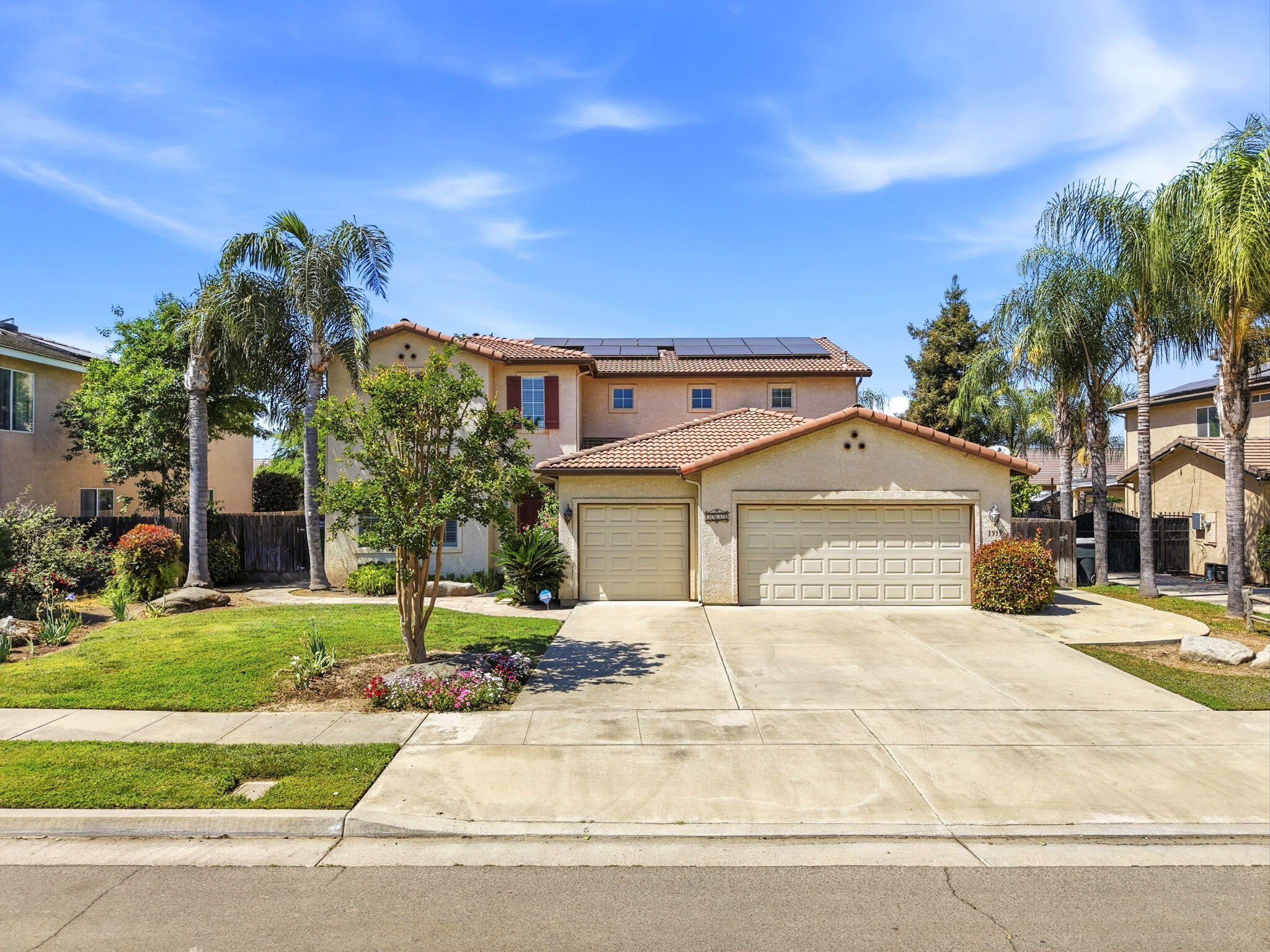 3939 S Crenshaw St, Visalia, CA 93277