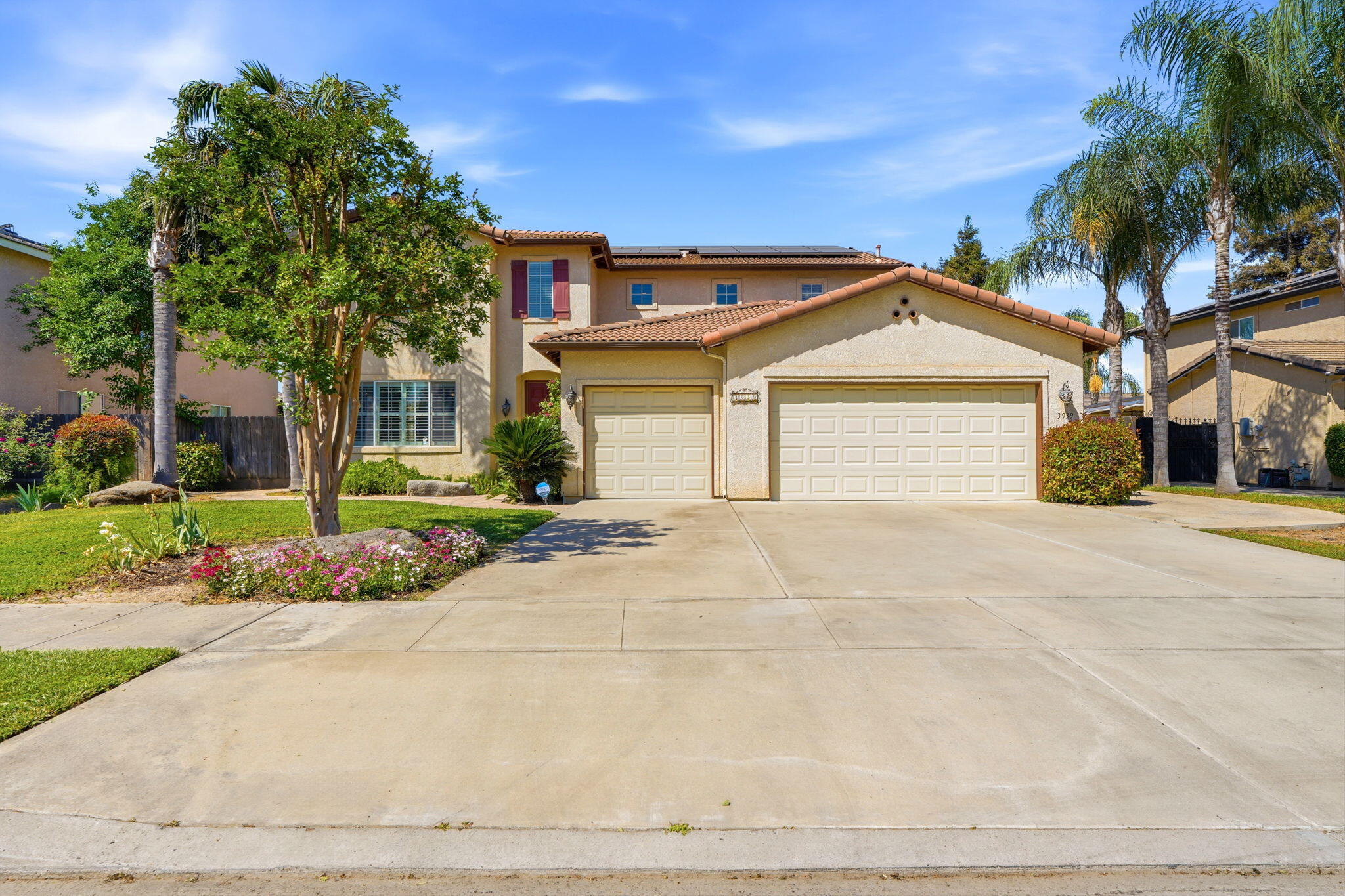 3939 S Crenshaw St, Visalia, CA 93277