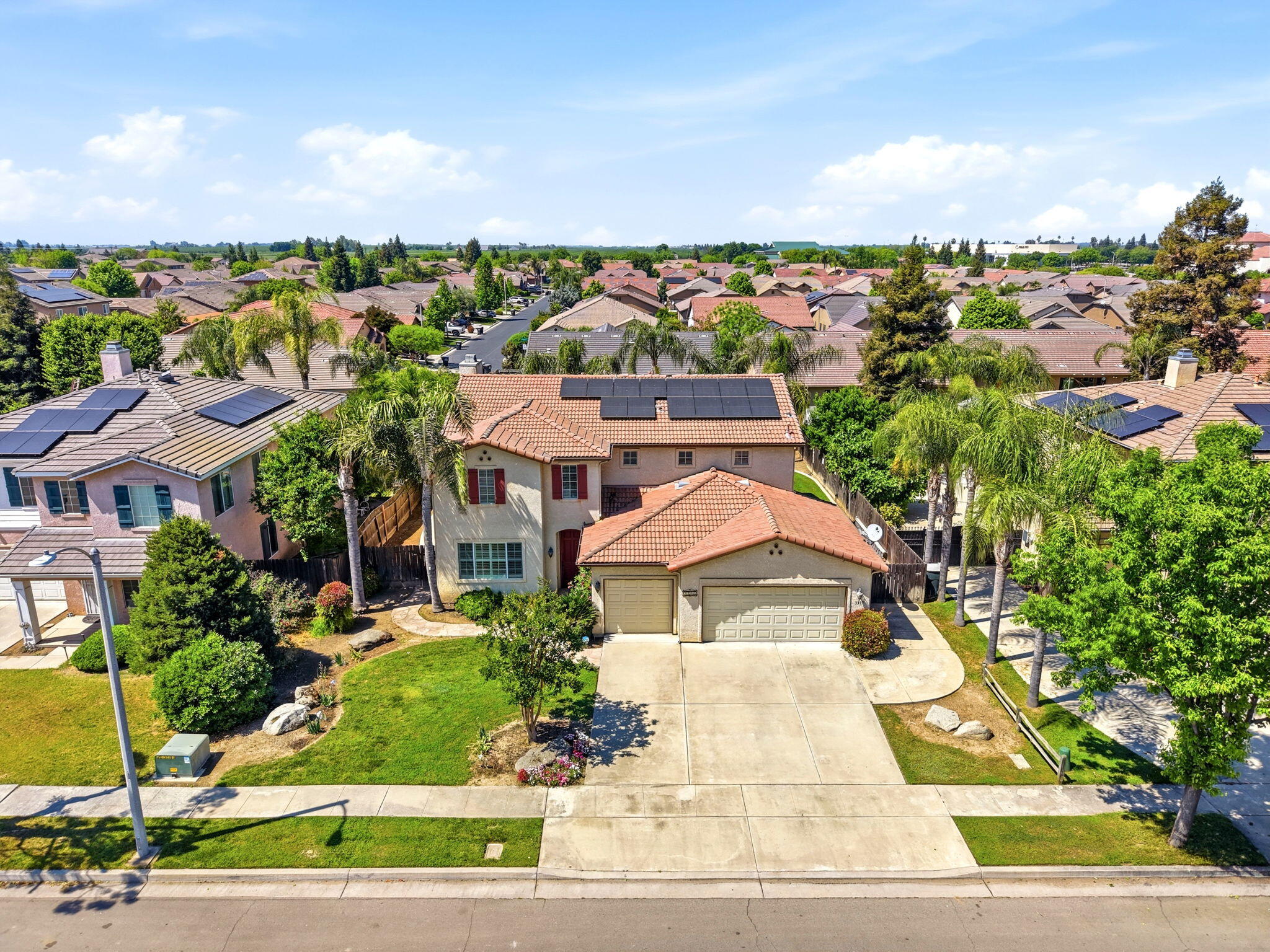 3939 S Crenshaw St, Visalia, CA 93277