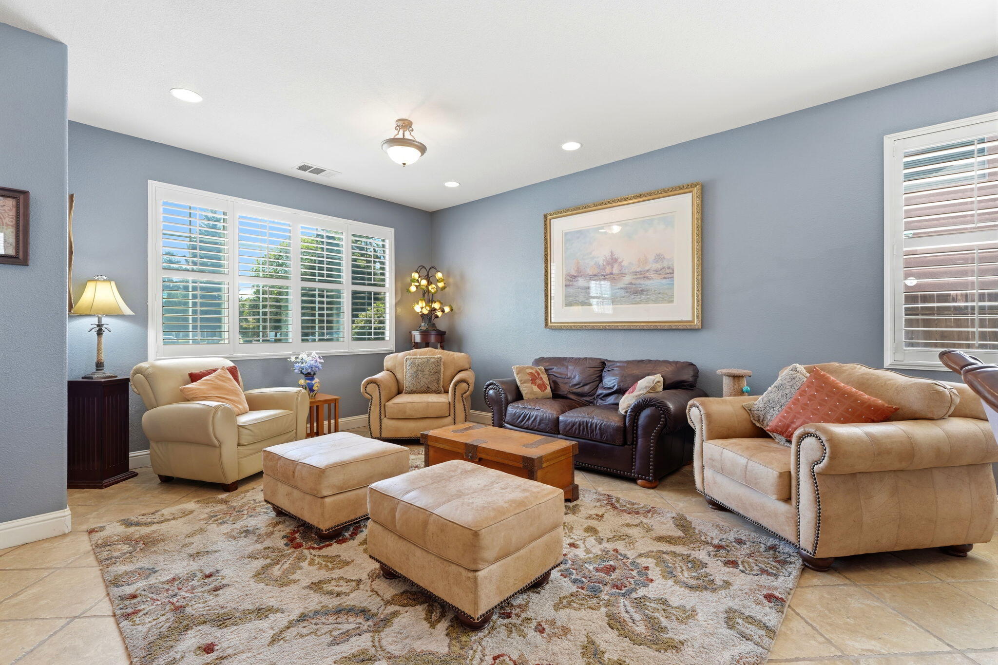 3939 S Crenshaw St, Visalia, CA 93277