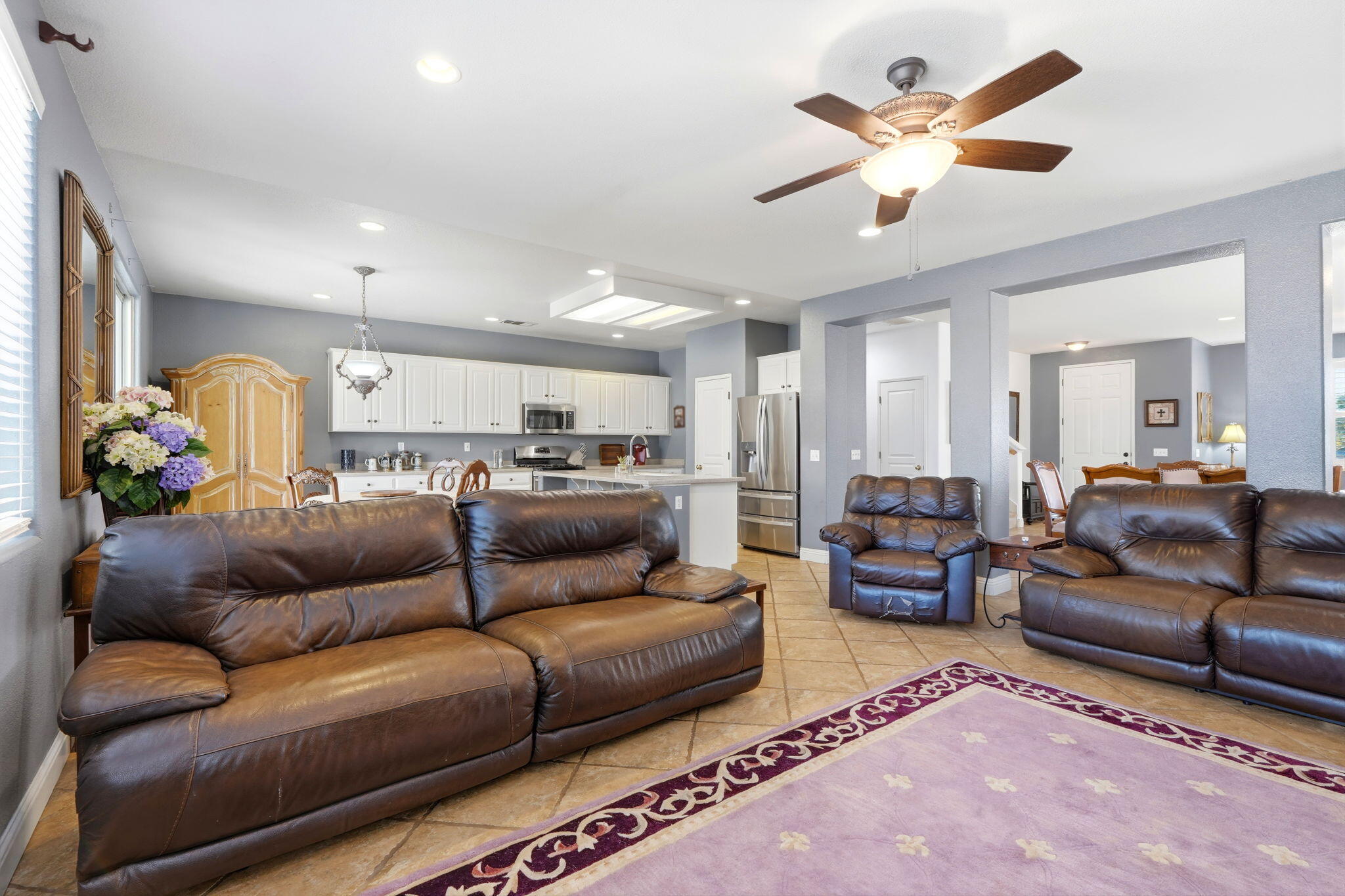 3939 S Crenshaw St, Visalia, CA 93277