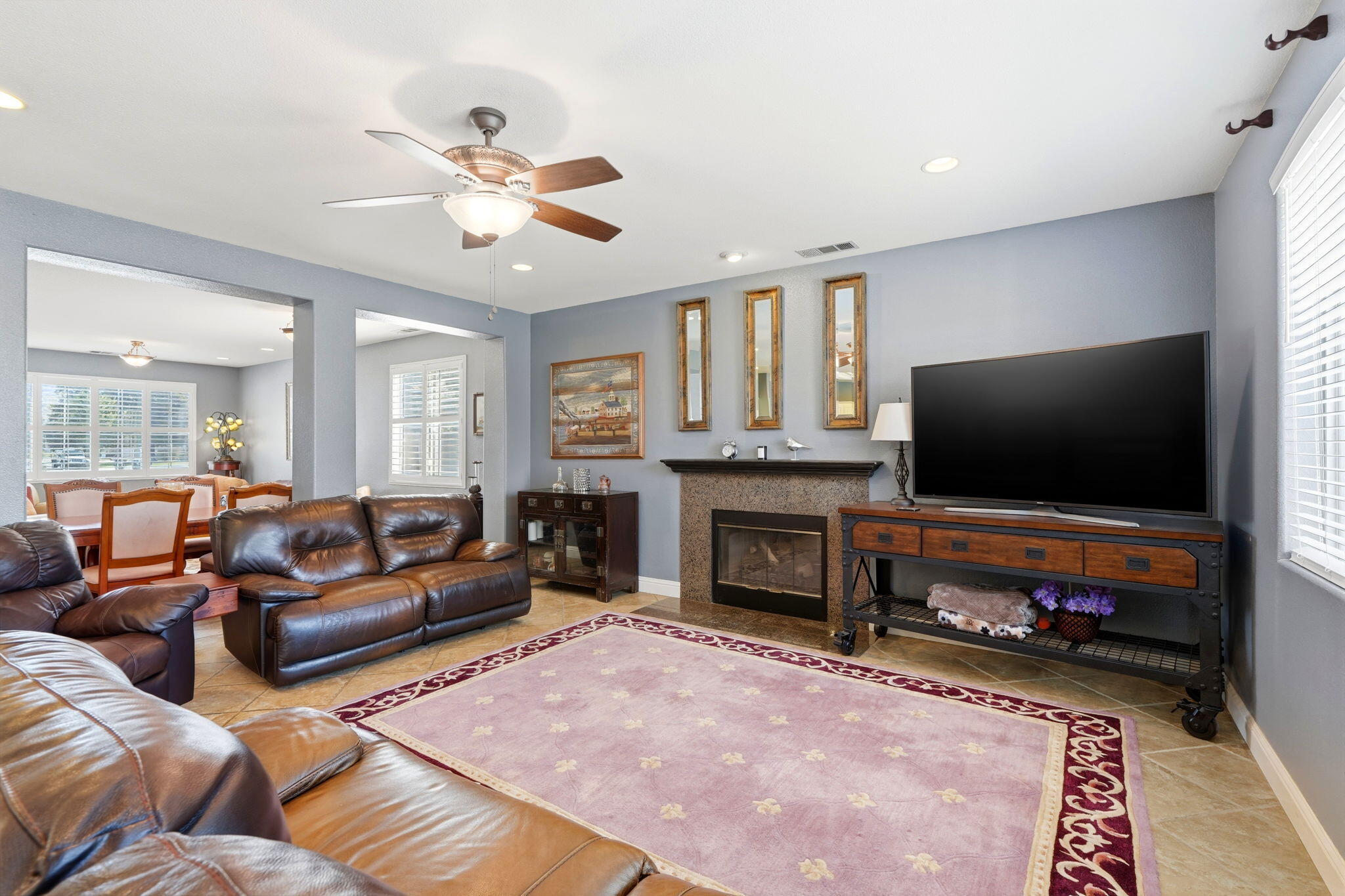 3939 S Crenshaw St, Visalia, CA 93277