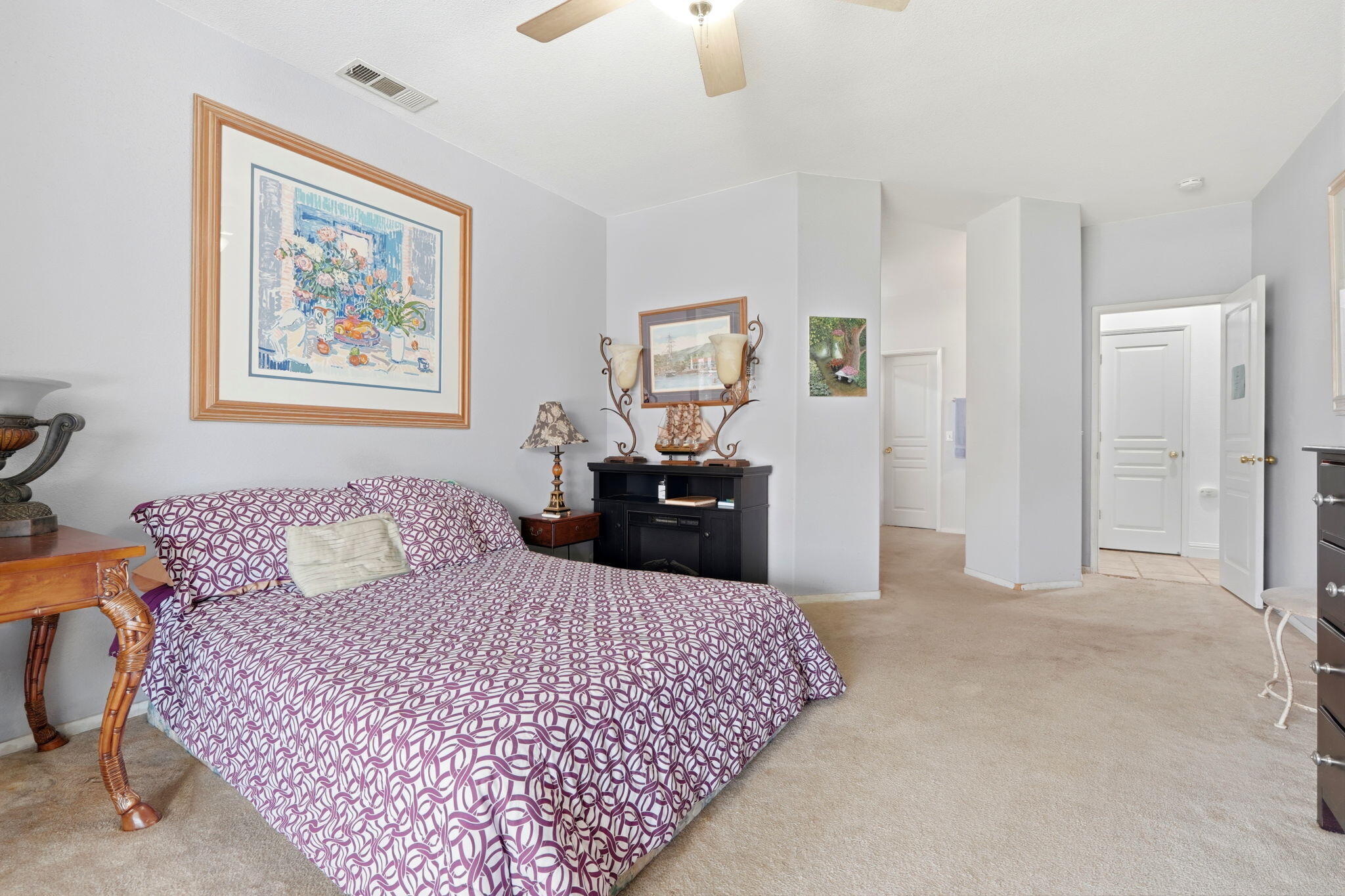 3939 S Crenshaw St, Visalia, CA 93277