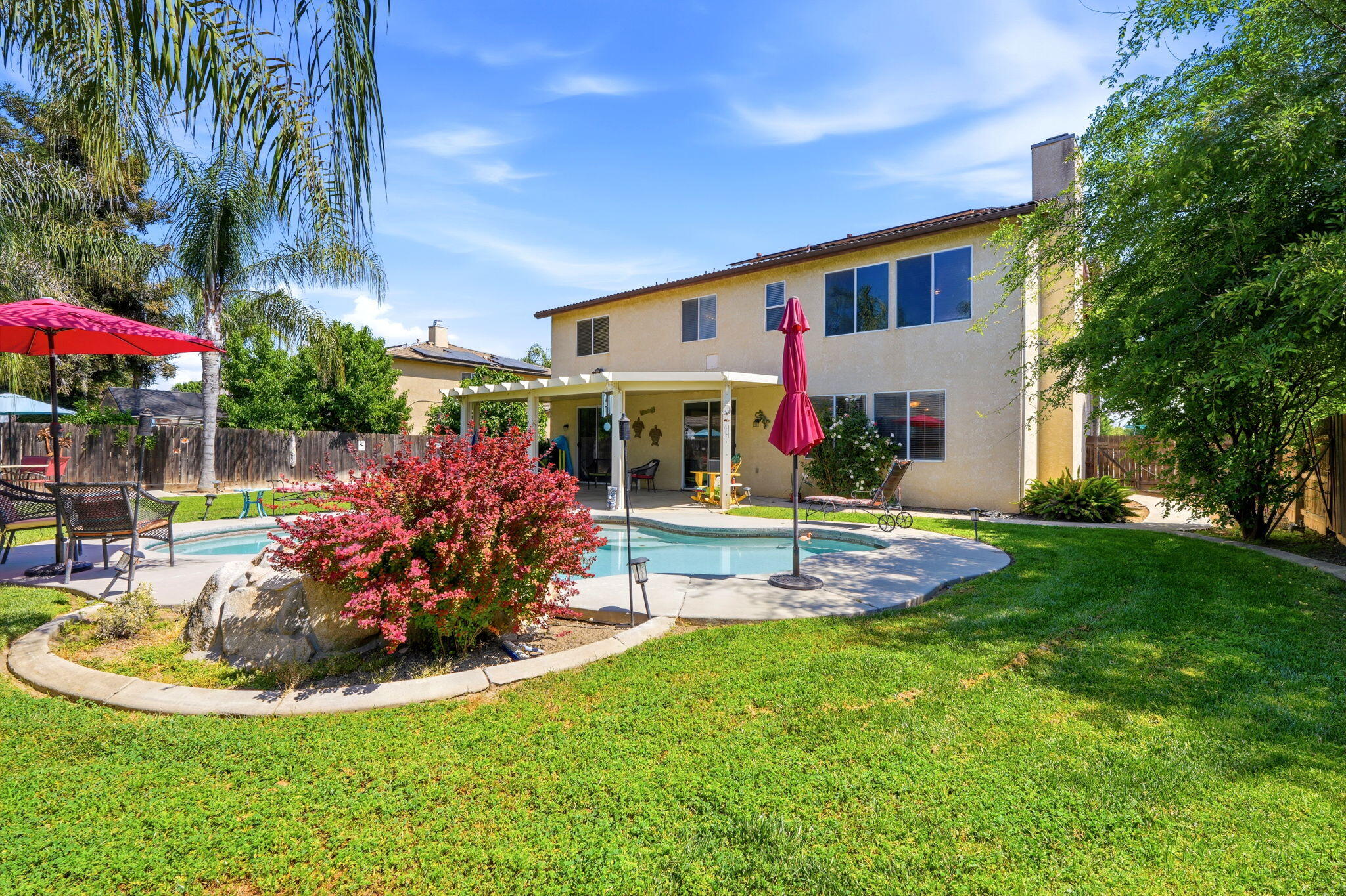 3939 S Crenshaw St, Visalia, CA 93277