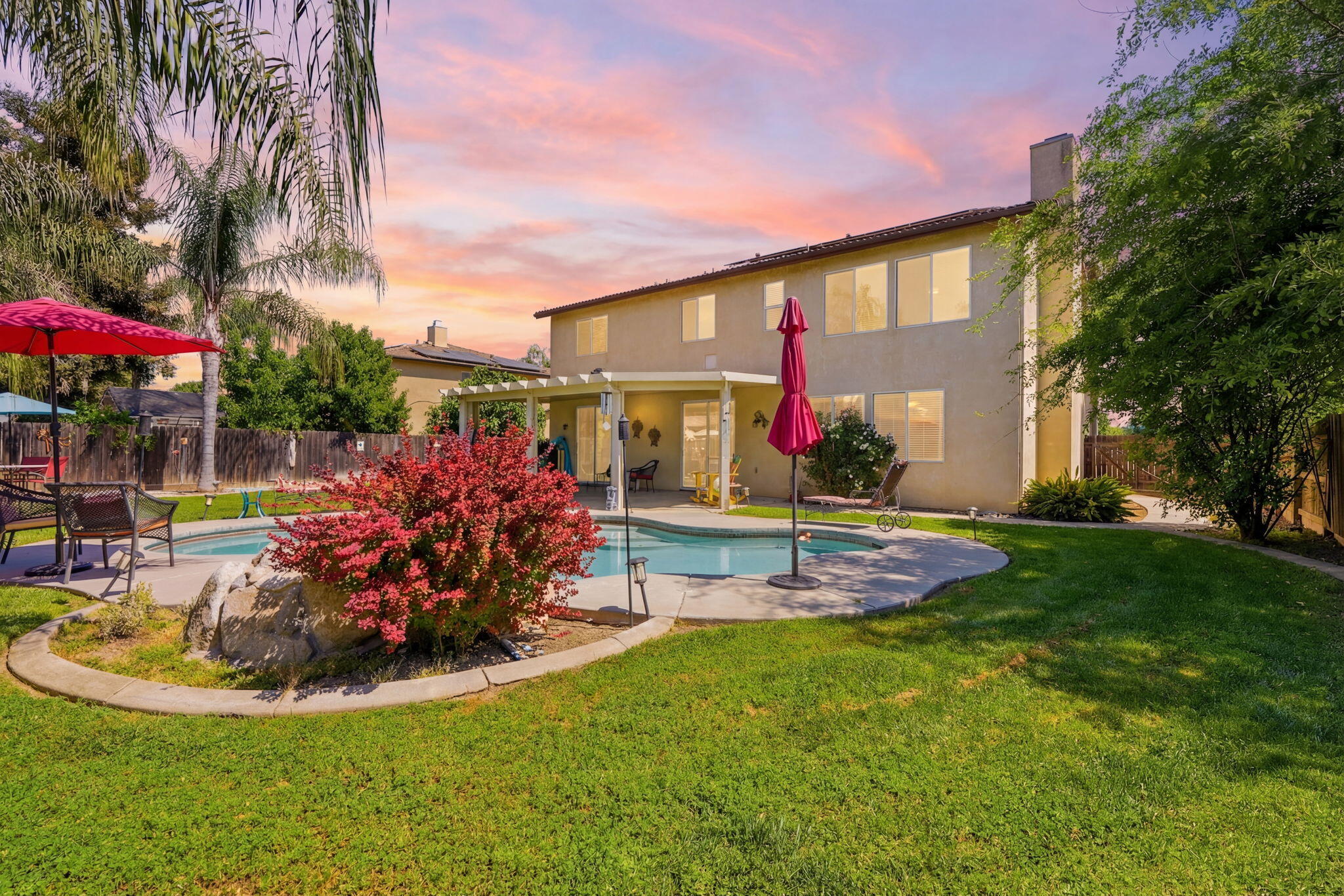 3939 S Crenshaw St, Visalia, CA 93277