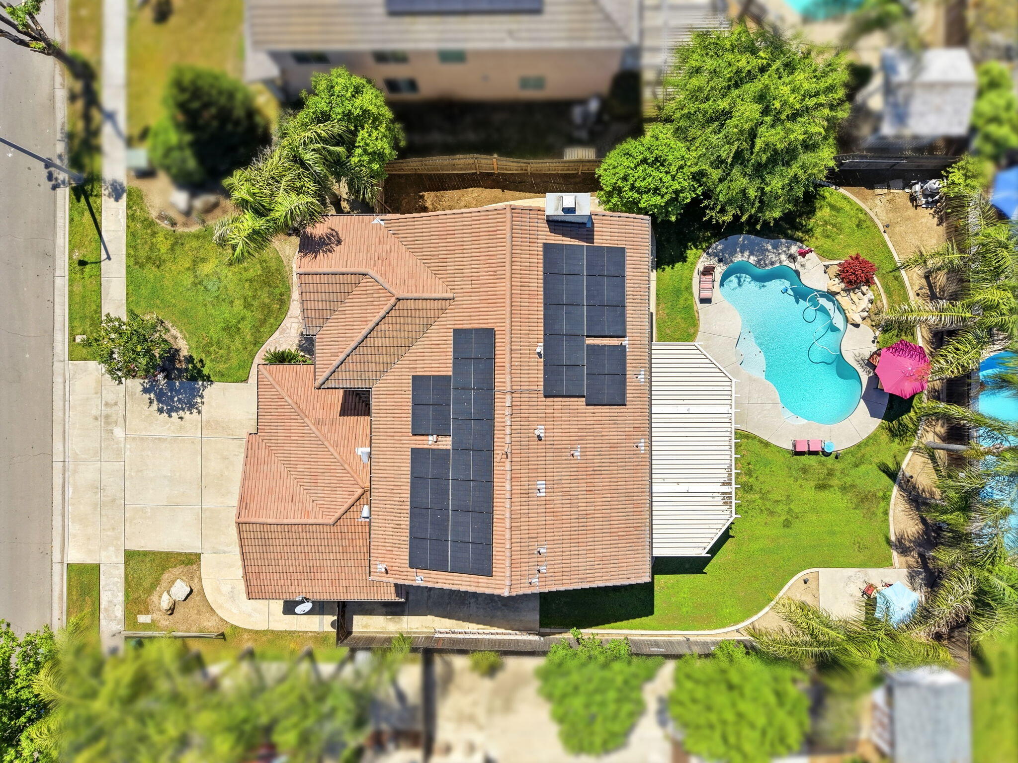 3939 S Crenshaw St, Visalia, CA 93277