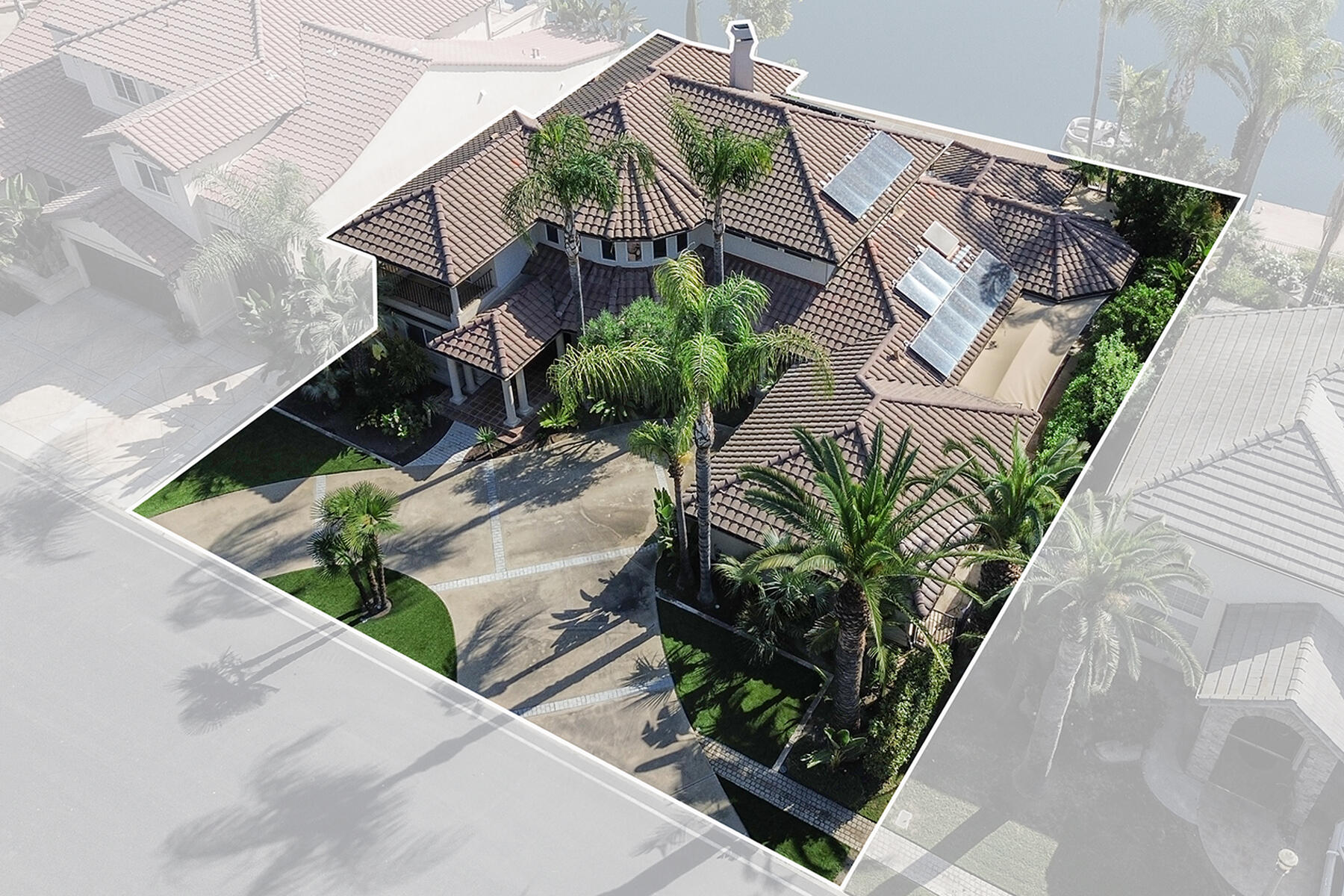 1700 N Roeben Dr, Visalia, CA 93291